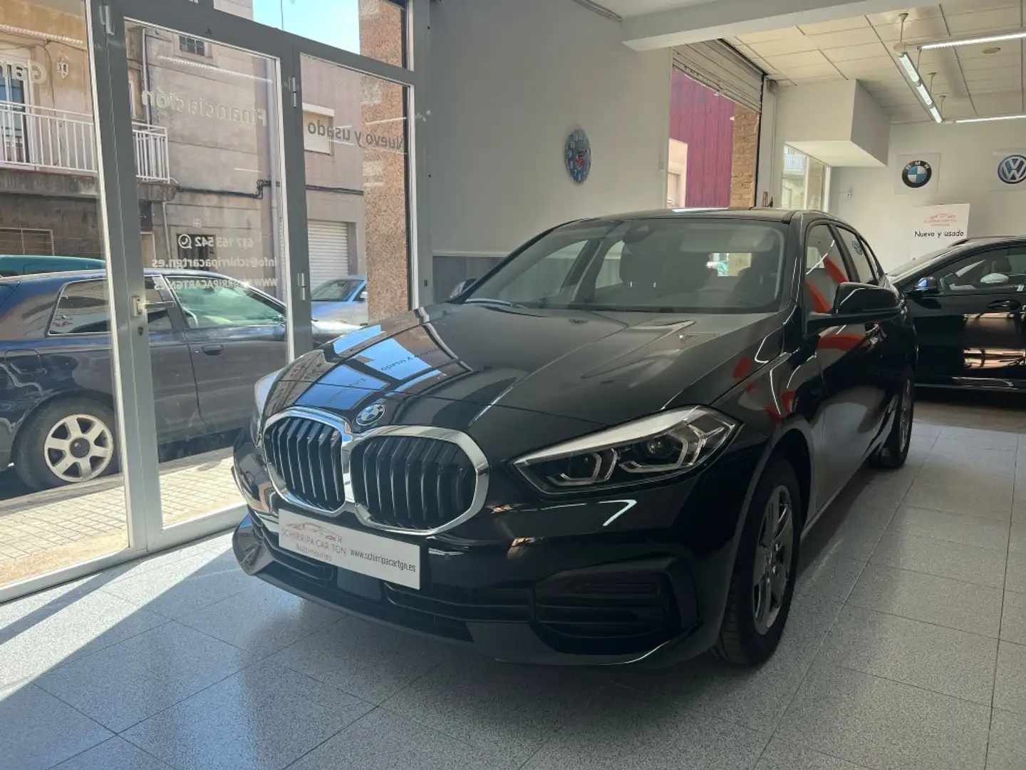 BMW 118 118i Noir - 1
