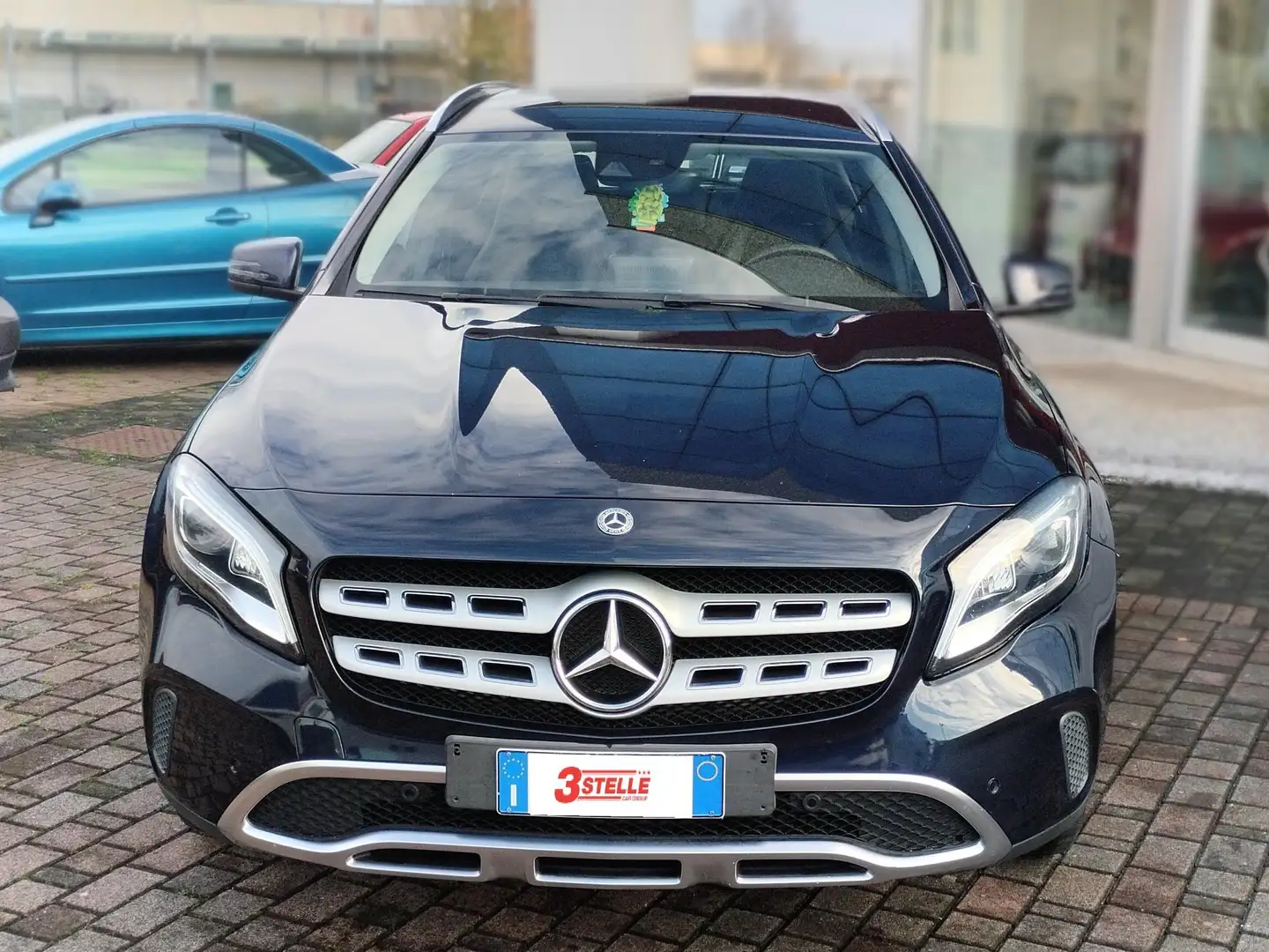 Mercedes-Benz GLA 200 A 200 d Premium Next 4matic auto Blu/Azzurro - 1