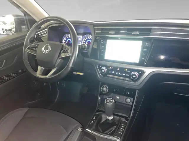 KGM Korando view 7