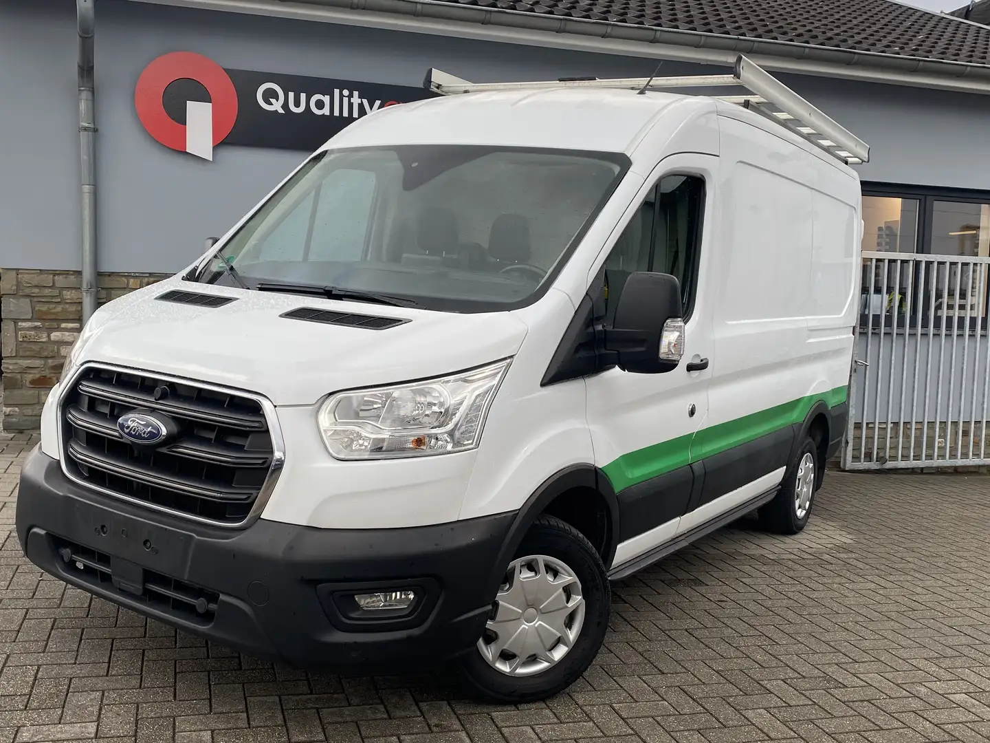Ford Transit L2H2 VA Trend + GPS/Camera + galerie + garantie Wit - 2