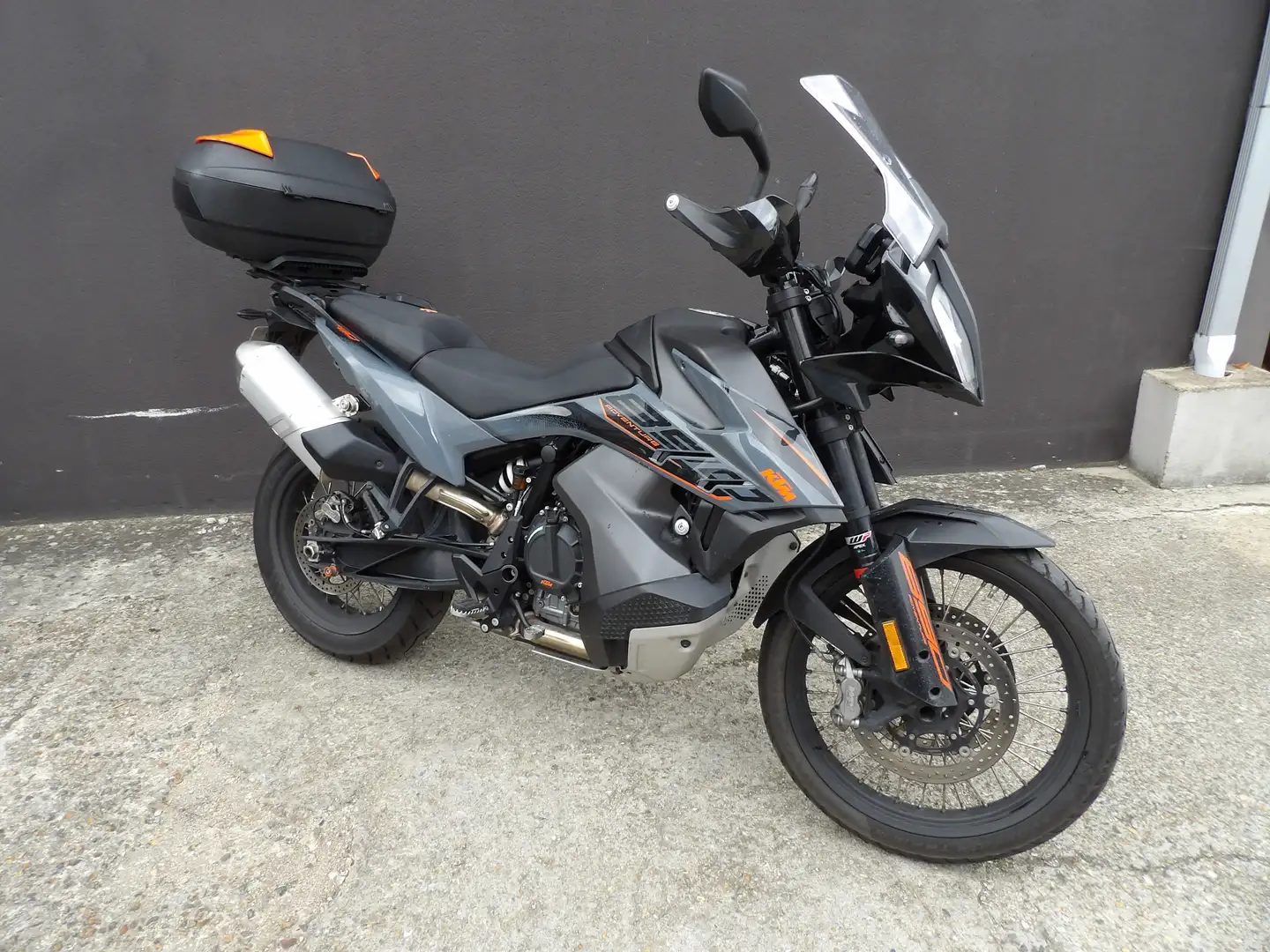 KTM 890 Adventure Gris - 1