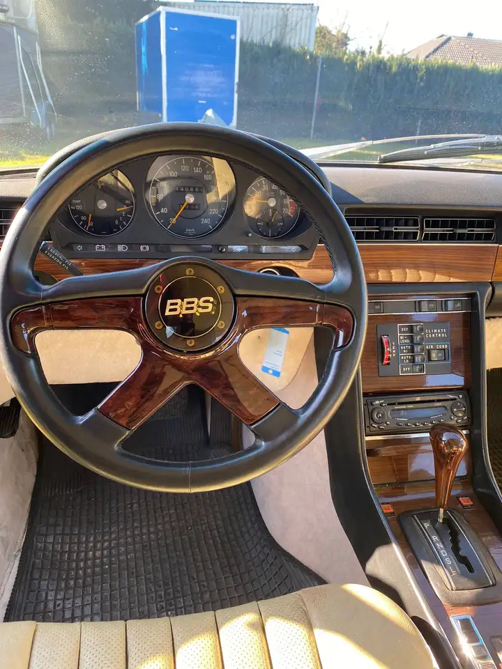 Mercedes-Benz 450 SE, foto 11