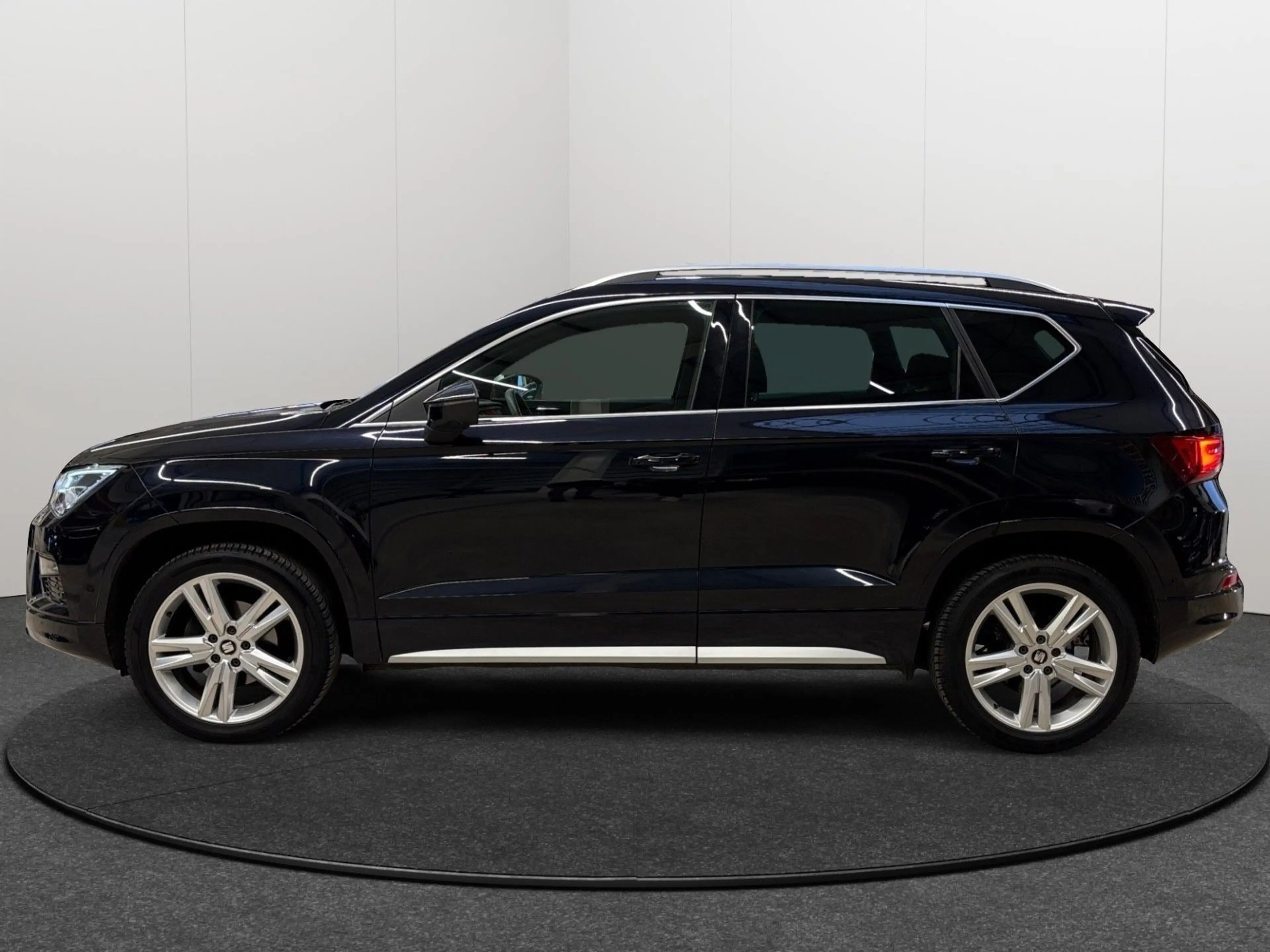 SEAT Ateca FR 1.Hand/TOPGEPFLEGT/GARANTIE — photo 4