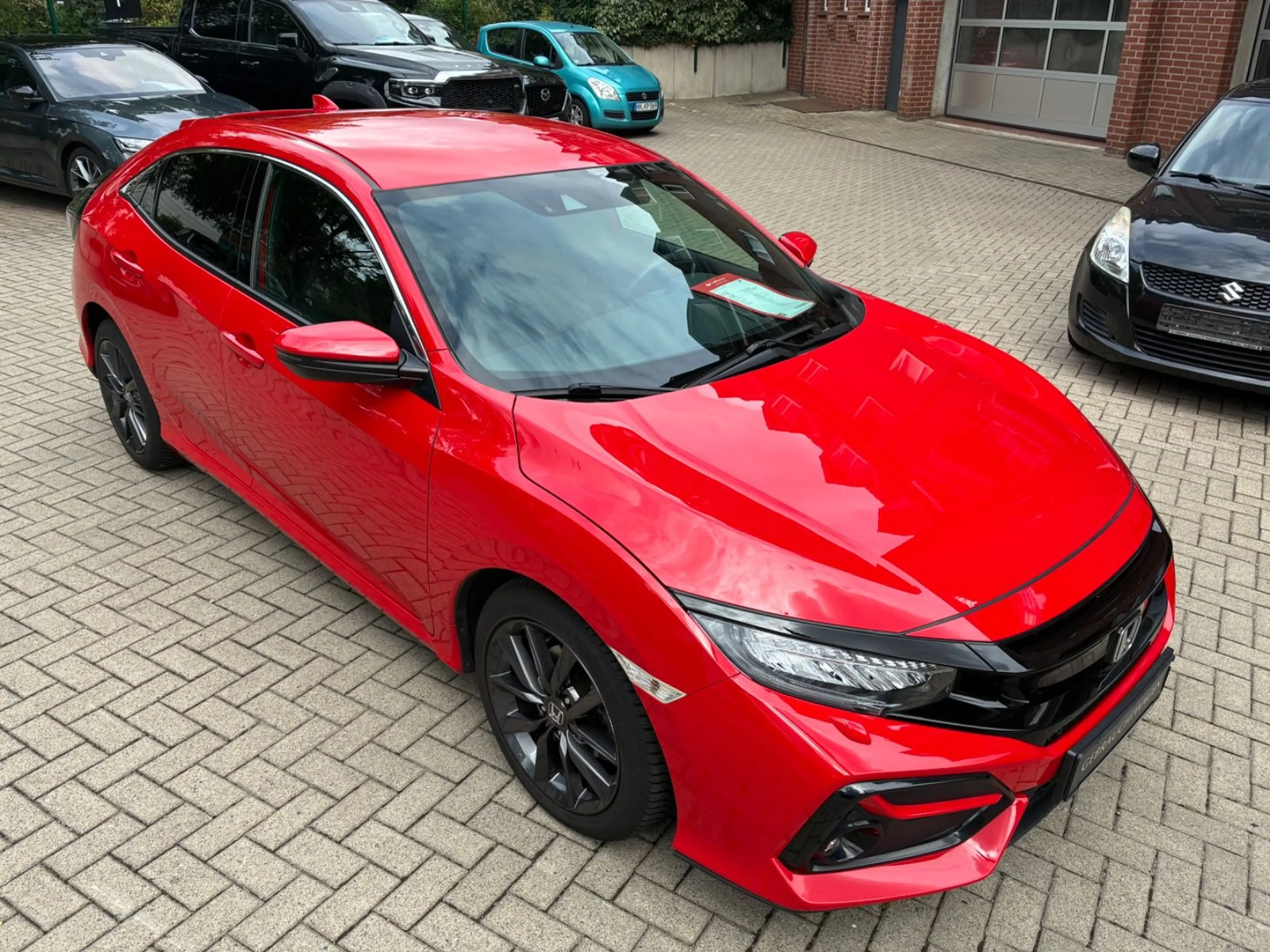 Honda Civic 1.0 CVT Elegance — photo 8