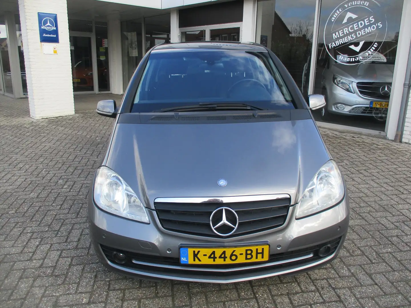Mercedes-Benz A 150 1.5 A150 5D BLUE EFF BlueEFFICIENCY / HOGE INSTAP Grijs - 2