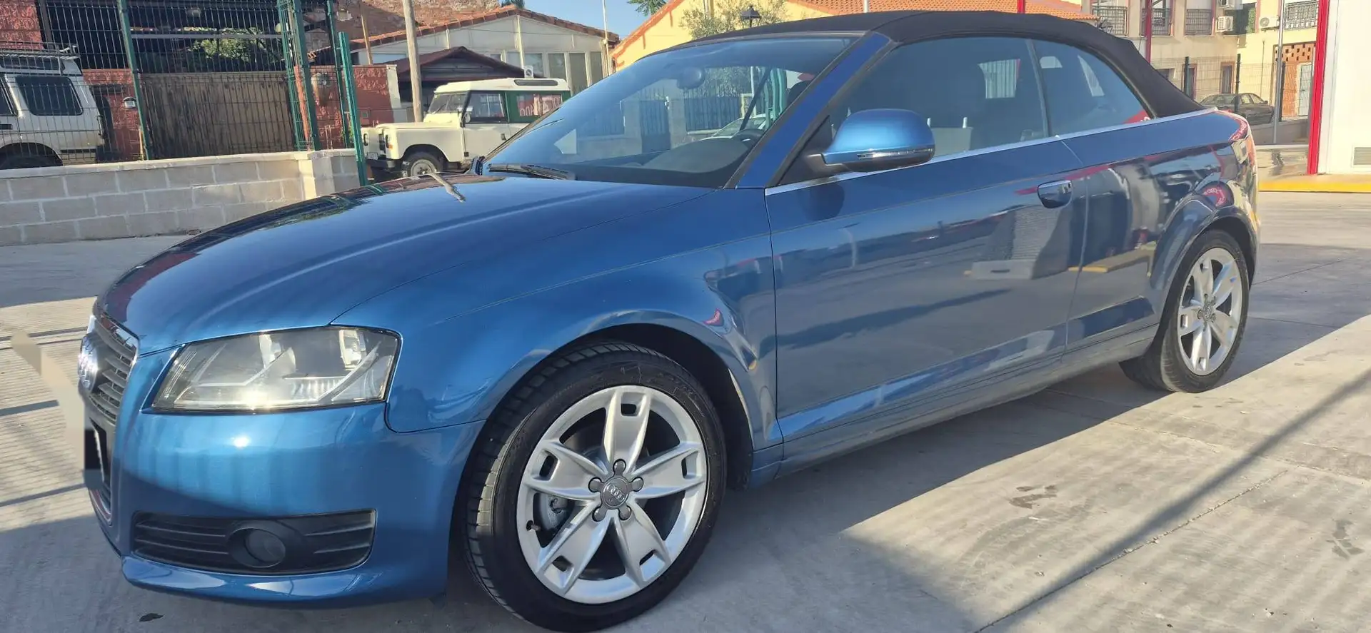 Audi A3 A3 Cabrio 1.6TDI Attraction Attraction Azul - 2