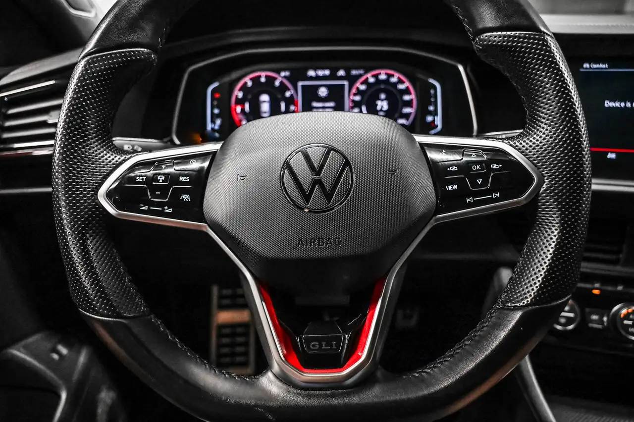 Volkswagen Jetta снимка Volkswagen Jetta