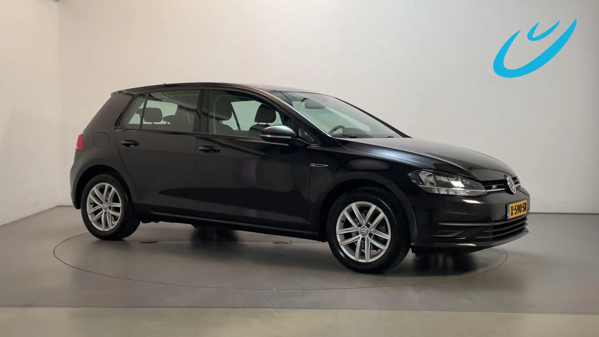 Volkswagen Golf Variant 1.0 TSI Trendline Parkeersensoren Navigatie App-Co Zwart - 1