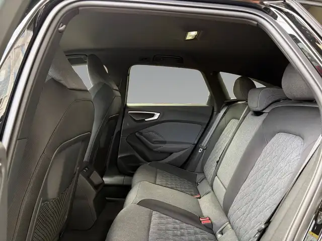 Audi A5 view 8