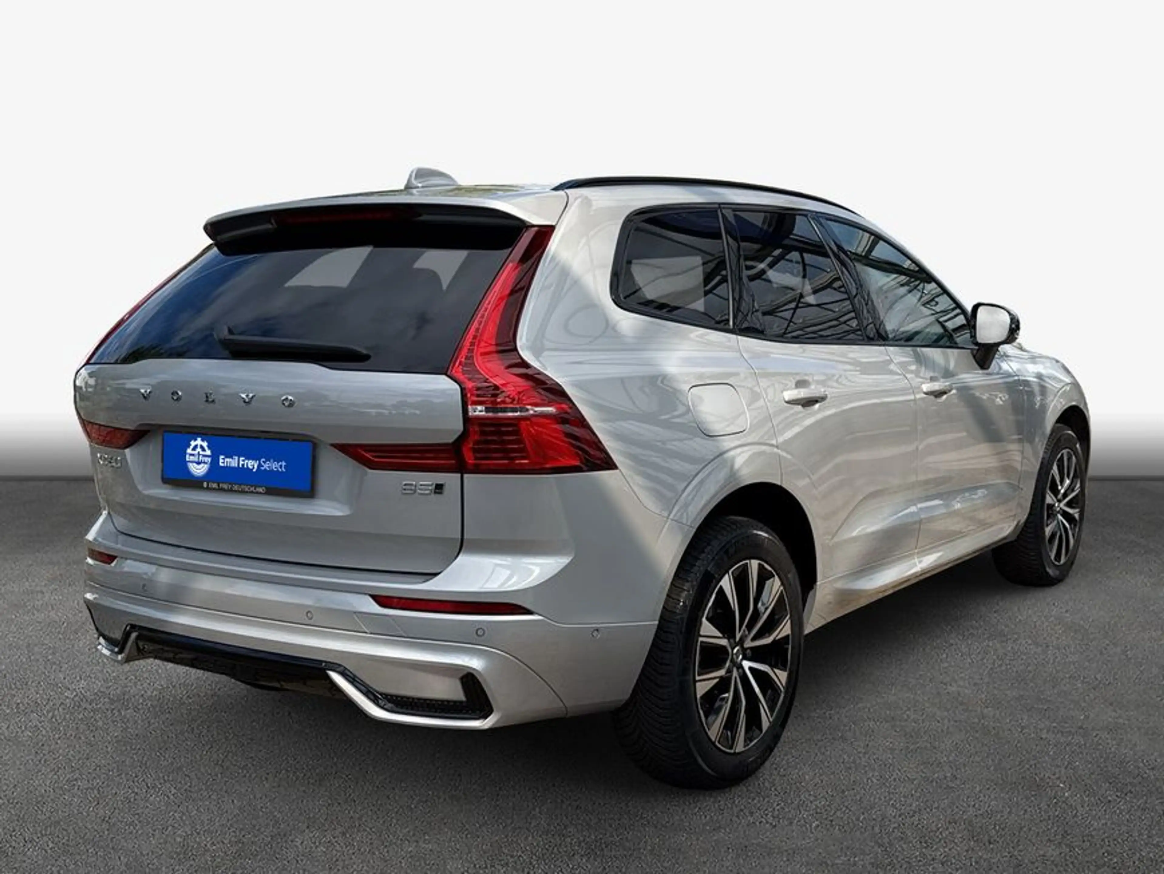 Volvo XC60 XC60 B5 B AWD Plus Dark Leder AHK HeadUp 360°V Bus — photo 2