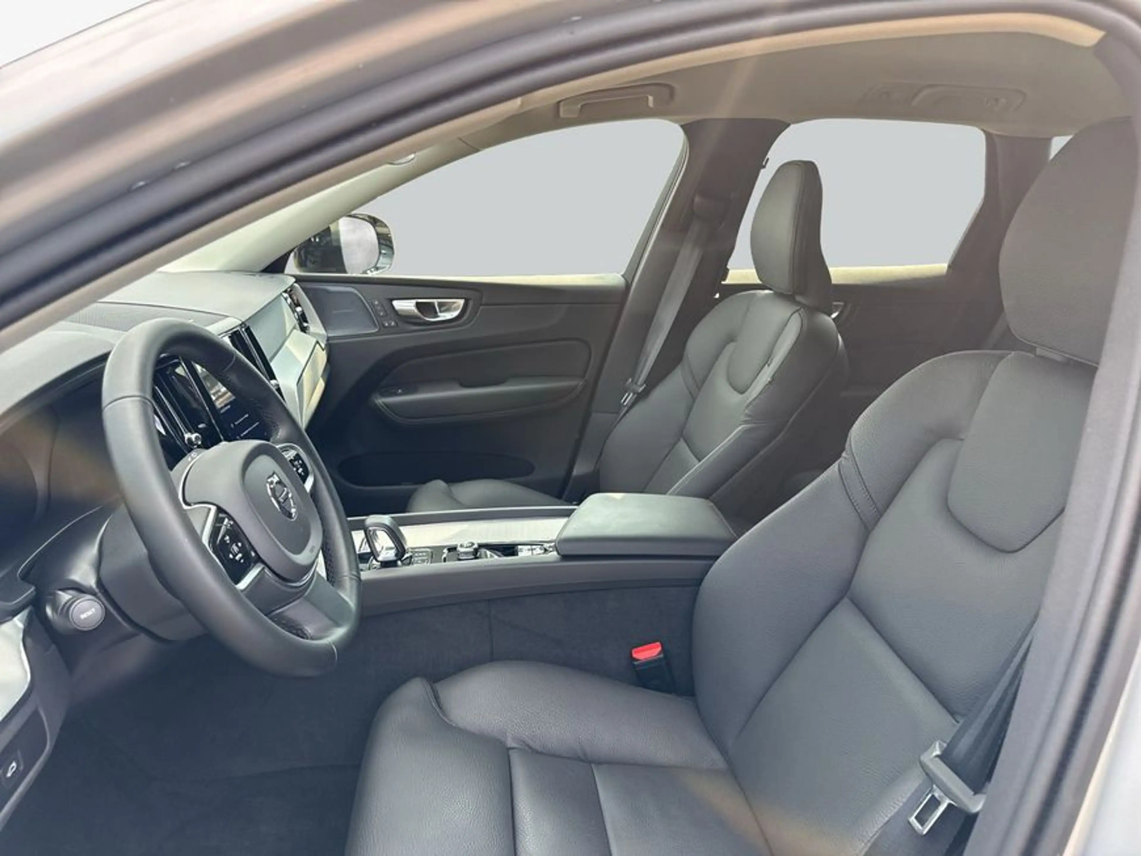 Volvo XC60 XC60 B5 B AWD Plus Dark Leder AHK HeadUp 360°V Bus — photo 10