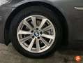 BMW 520 520dA Business Gris - thumbnail 30