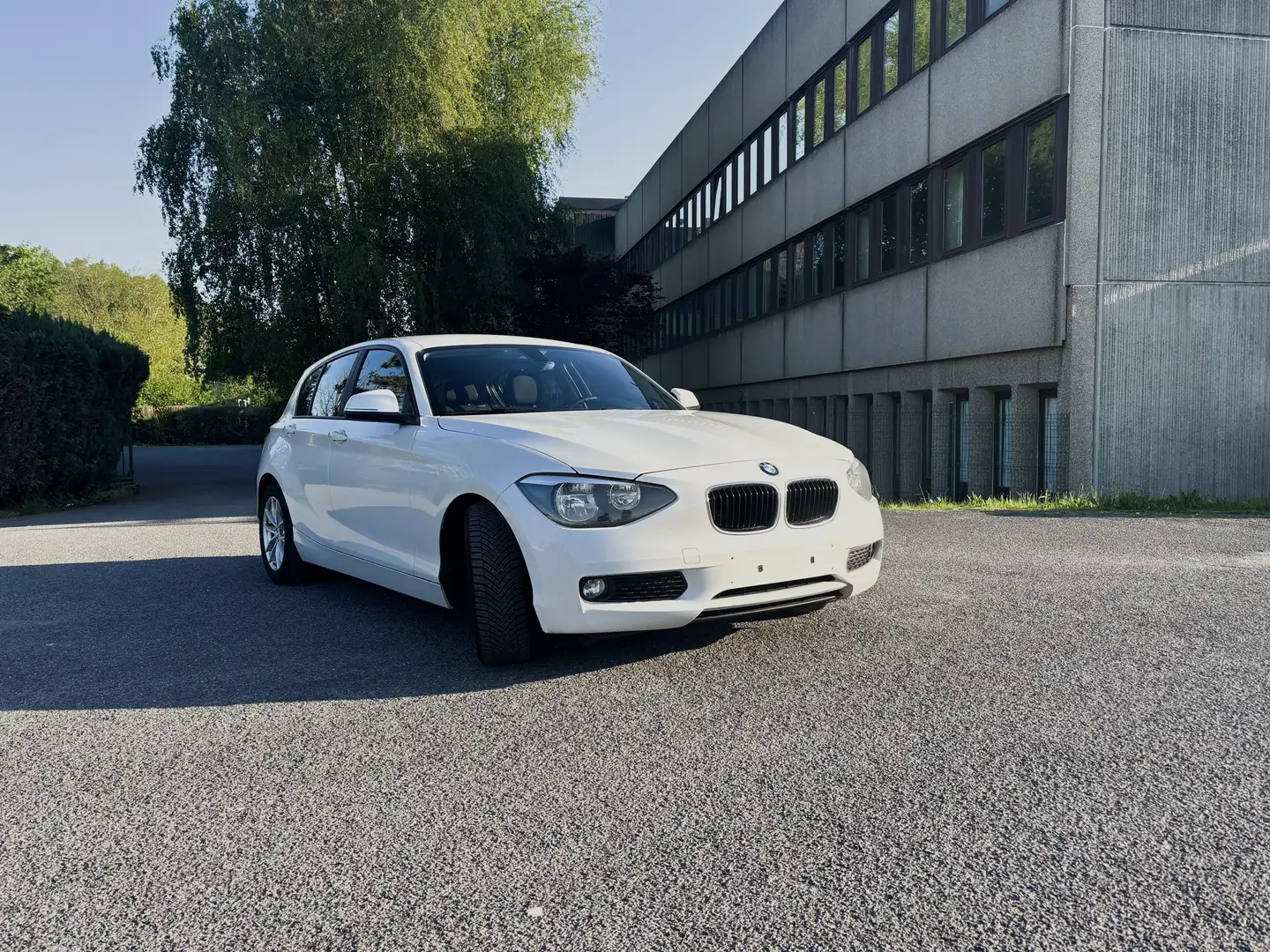 BMW 116 d EfficientDynamics Edition Hatch Wit - 1