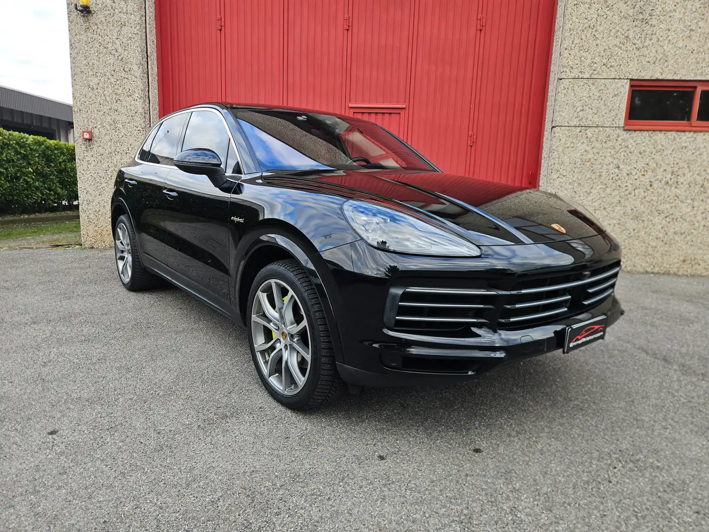 Porsche Cayenne Cayenne 3.0 e-hybrid tiptronic - Full Service Fekete - 2