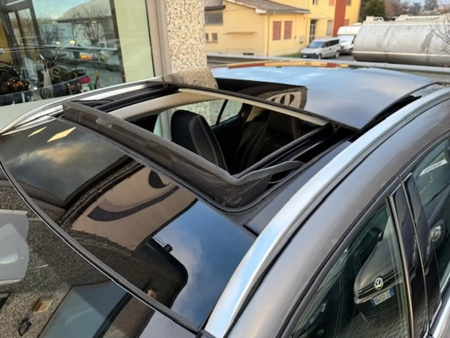 Mercedes-Benz GLA 220 GLA 220 Sport 4matic auto Grigio - 2