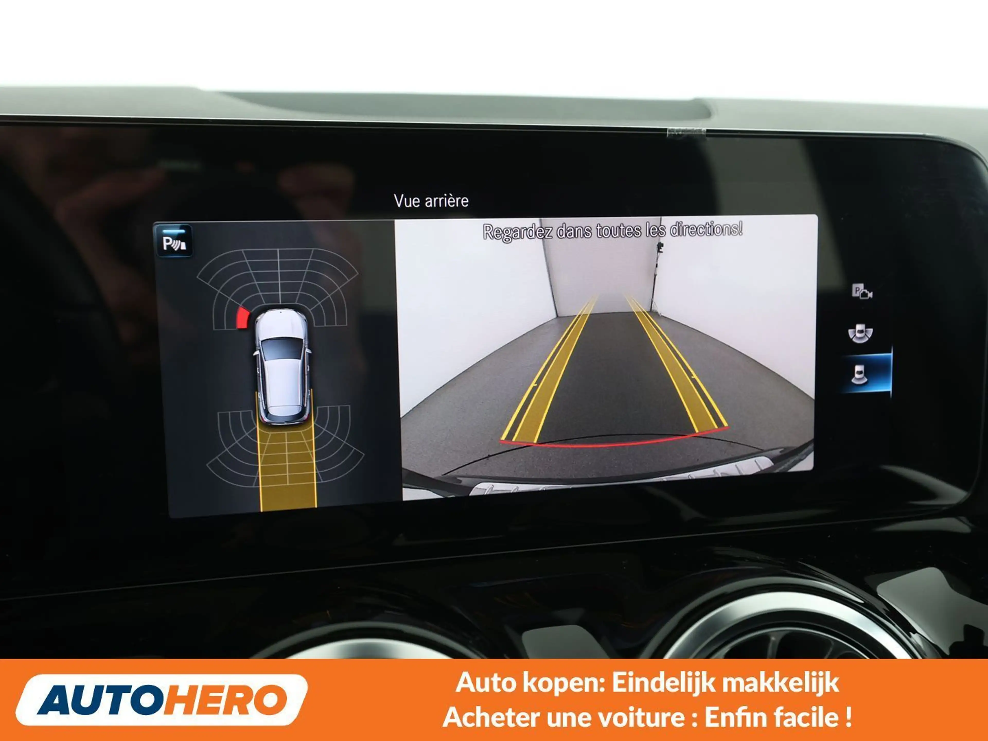 Mercedes-Benz GLA 200 GLA 200 d AMG Line — photo 9