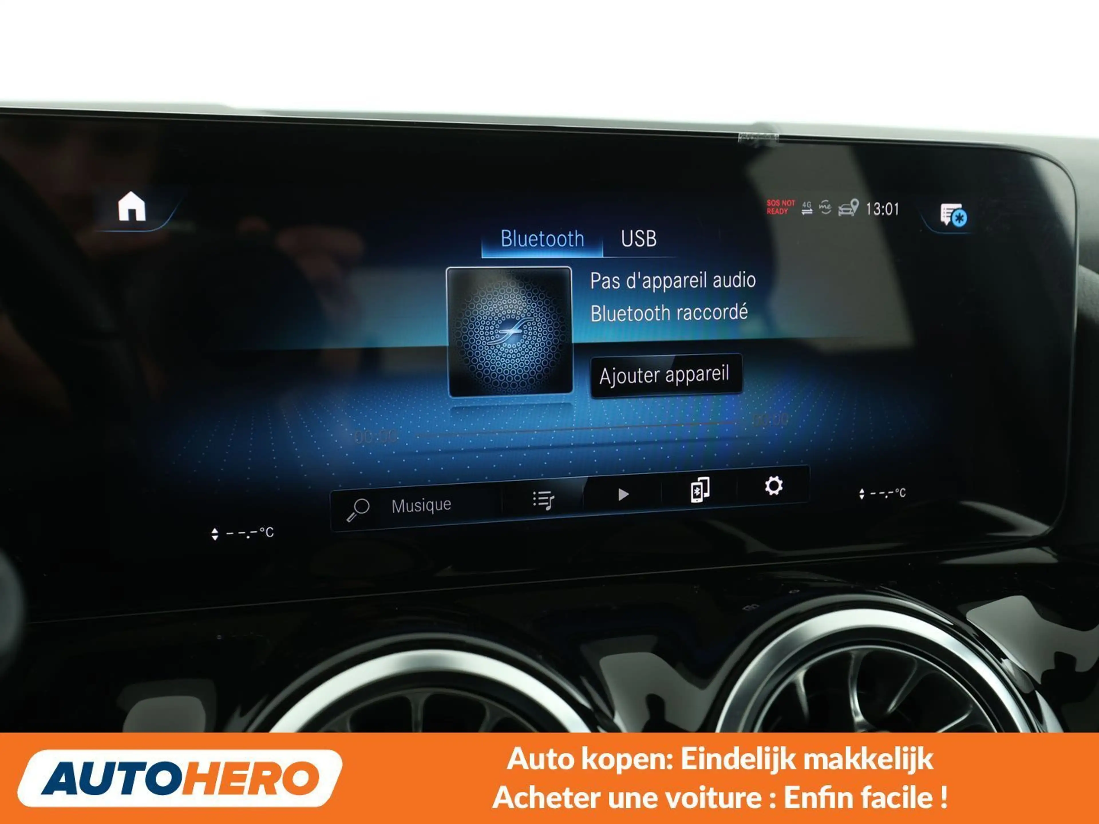Mercedes-Benz GLA 200 GLA 200 d AMG Line — photo 7