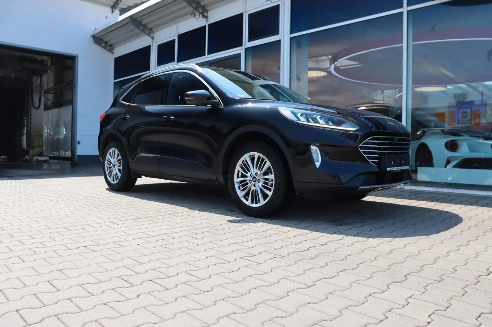 Ford Kuga Titanium 2.5 FHEV Fahrerassistenz-Paket Schwarz - 2
