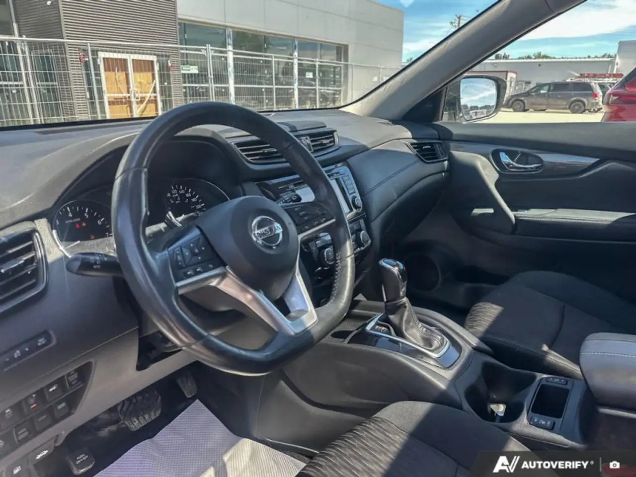 Nissan Rogue photo Nissan Rogue