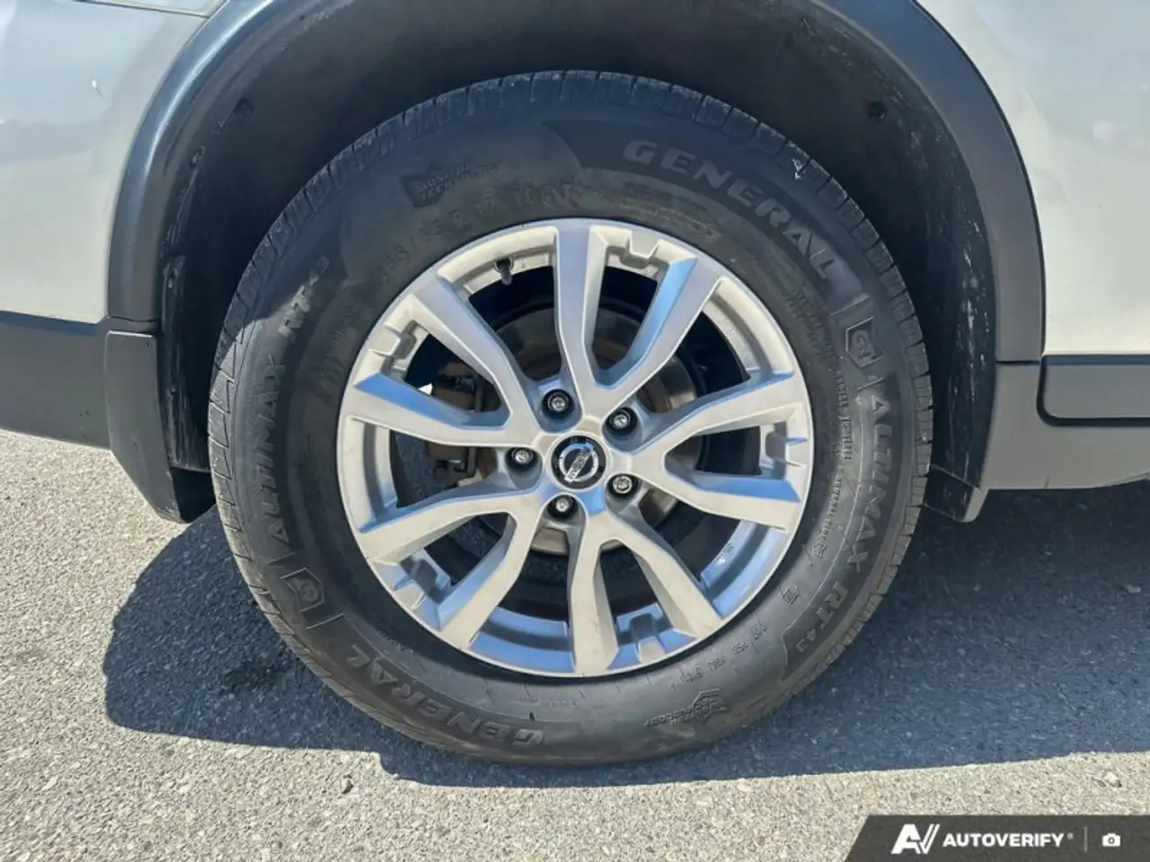 Nissan Rogue photo Nissan Rogue