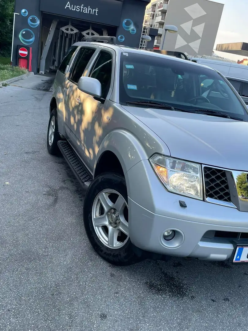 Nissan Pathfinder 2.5 dCi Aut. Elegance - 2