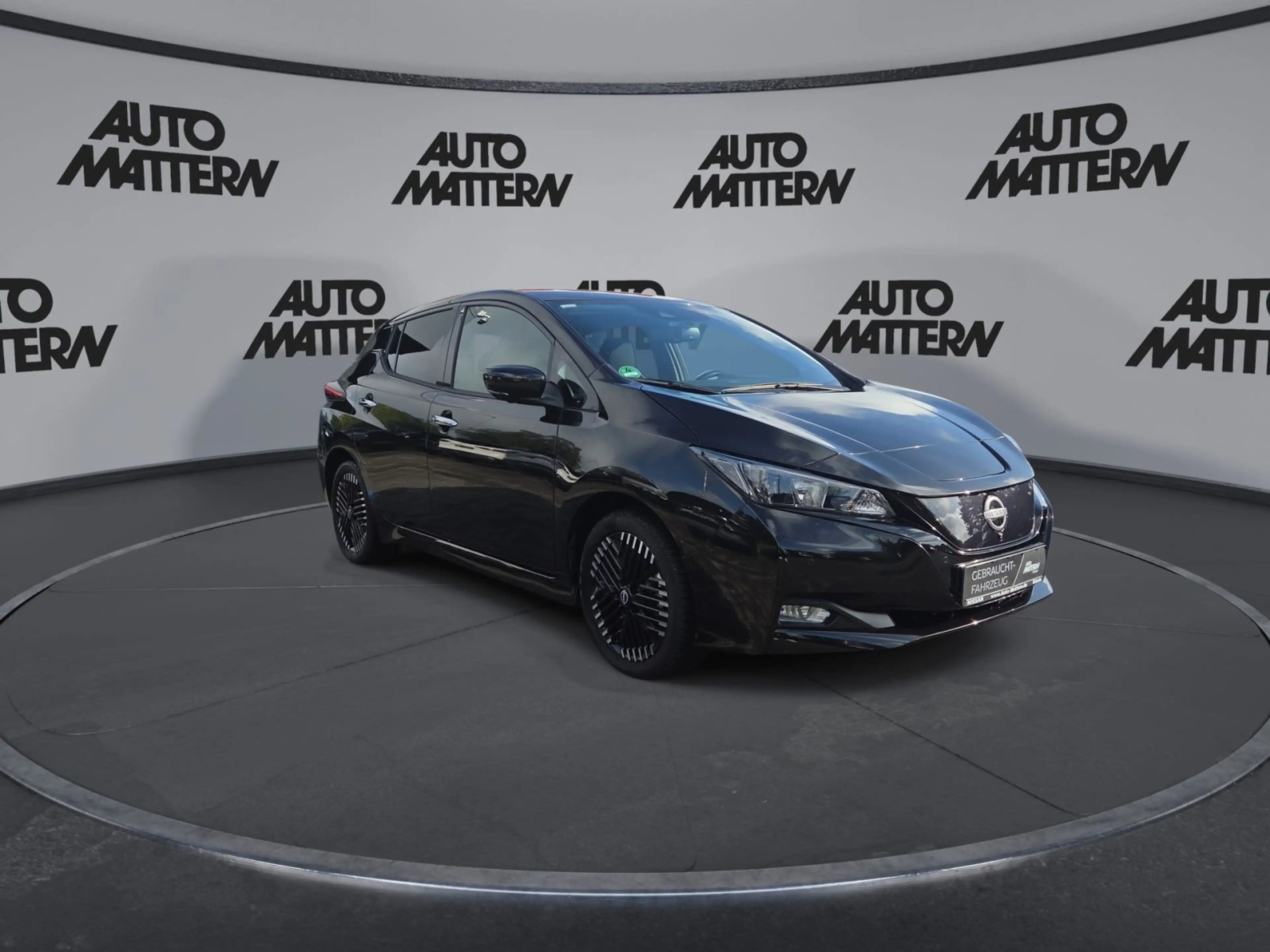 Nissan Leaf N-Connecta 360°/ Carplay / Keyless / SHZ / — photo 2