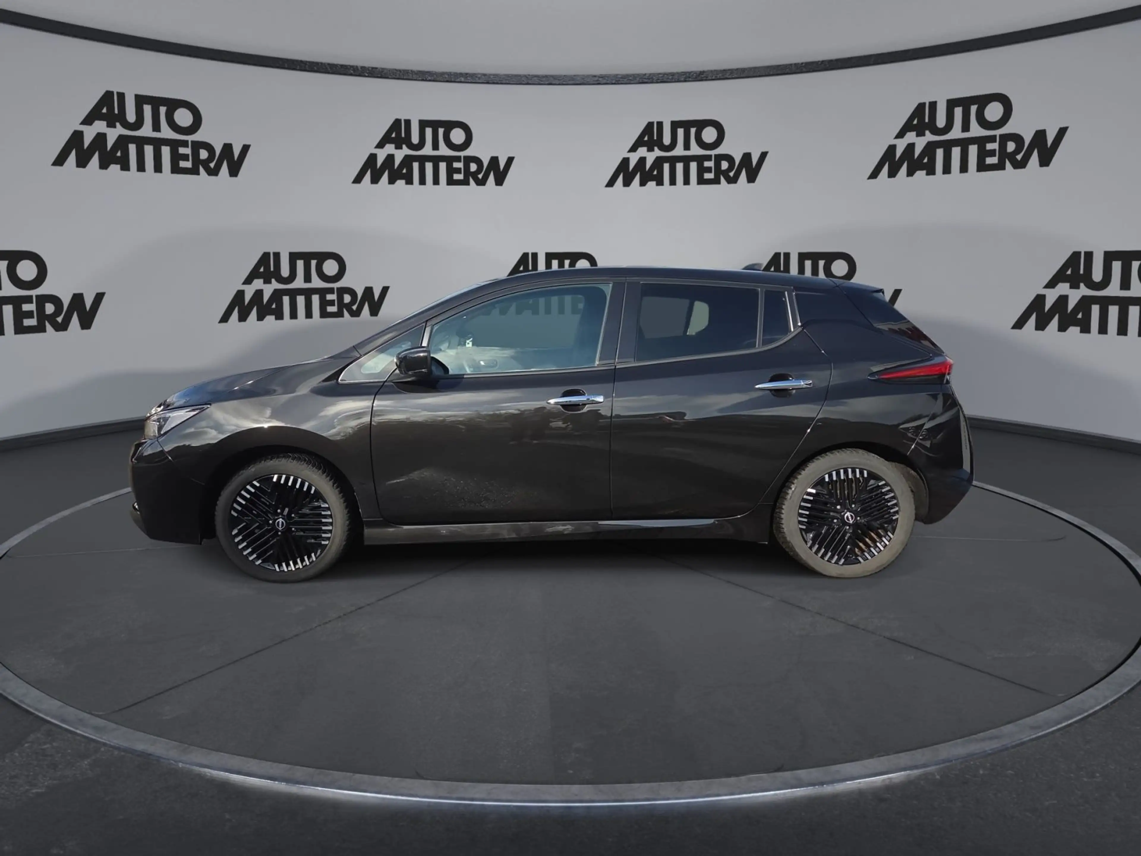 Nissan Leaf N-Connecta 360°/ Carplay / Keyless / SHZ / — photo 5