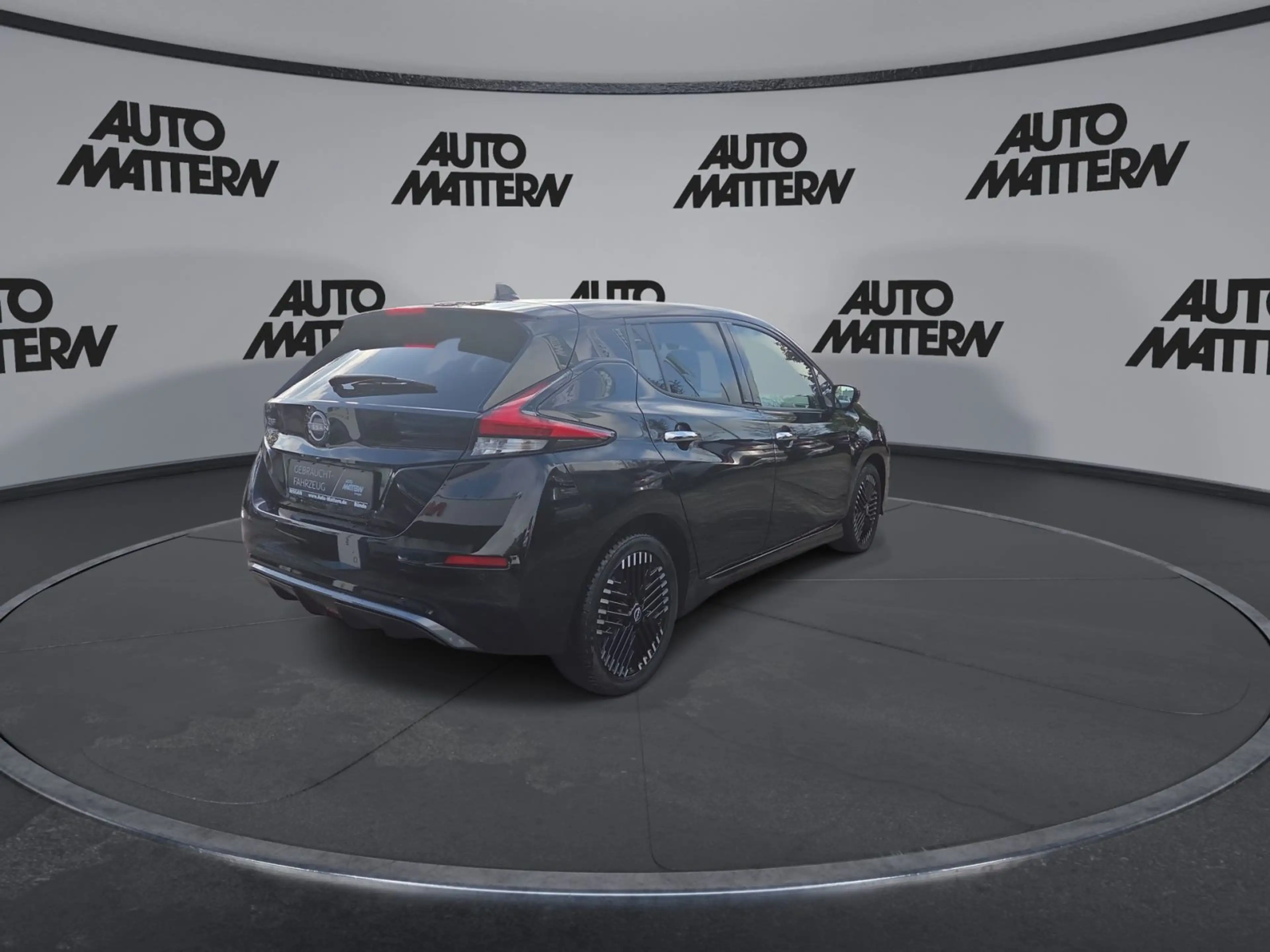 Nissan Leaf N-Connecta 360°/ Carplay / Keyless / SHZ / — photo 8