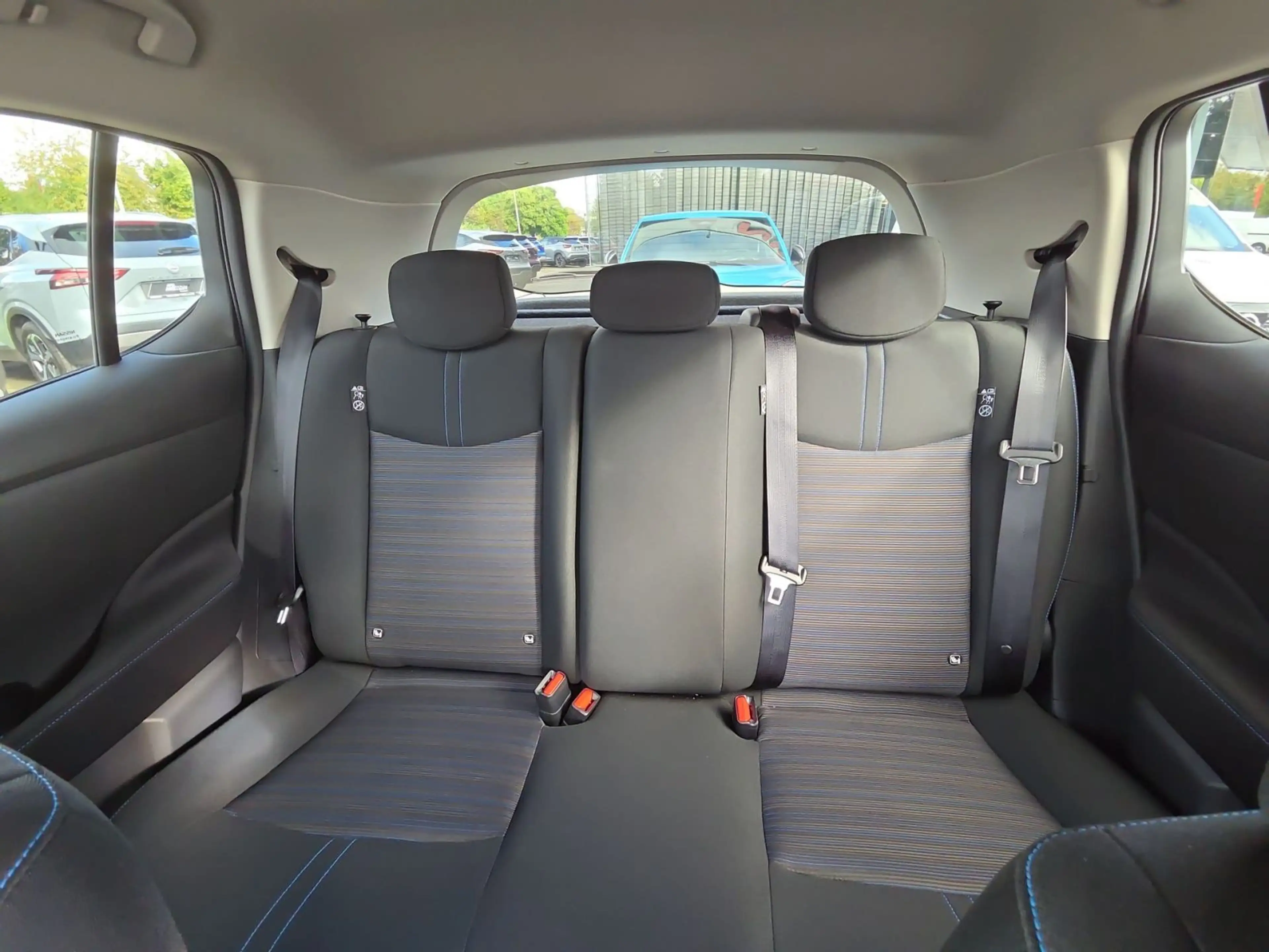 Nissan Leaf N-Connecta 360°/ Carplay / Keyless / SHZ / — photo 13