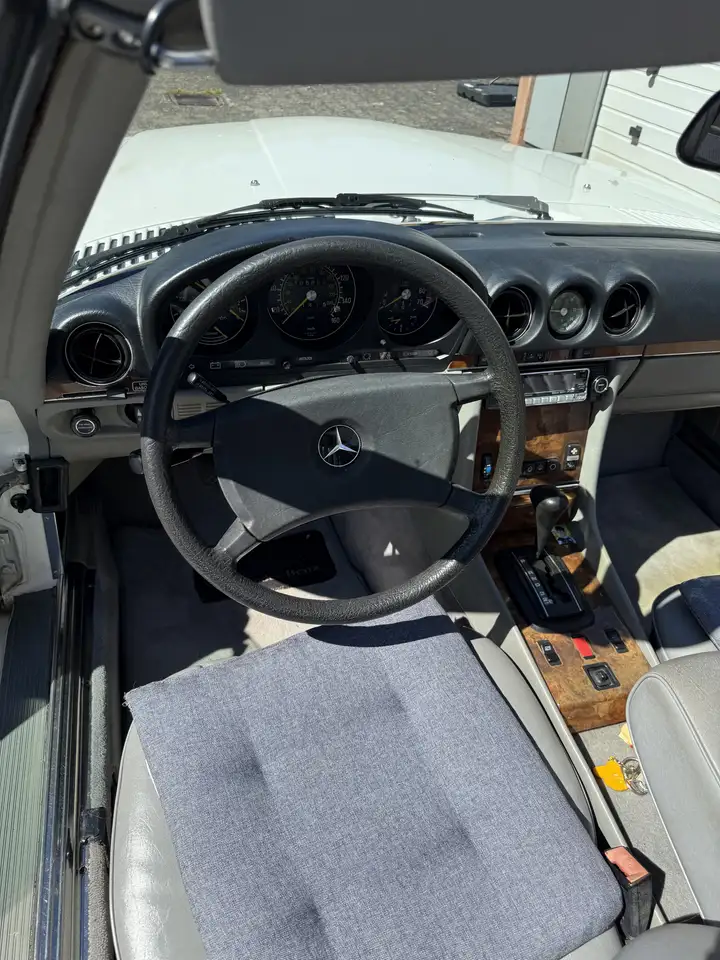 Mercedes-Benz SL 380 US Ausführung, foto 12
