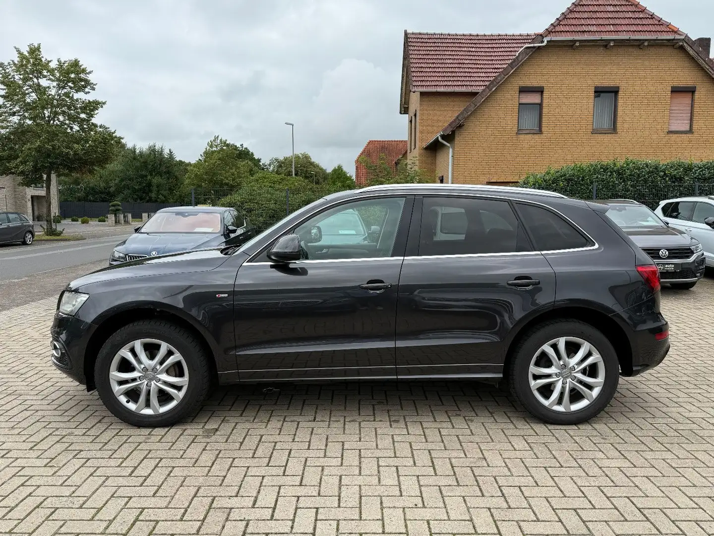 Audi Q5 2.0 TDI | Quattro | S Line | Pano | Kamera| Grau - 2