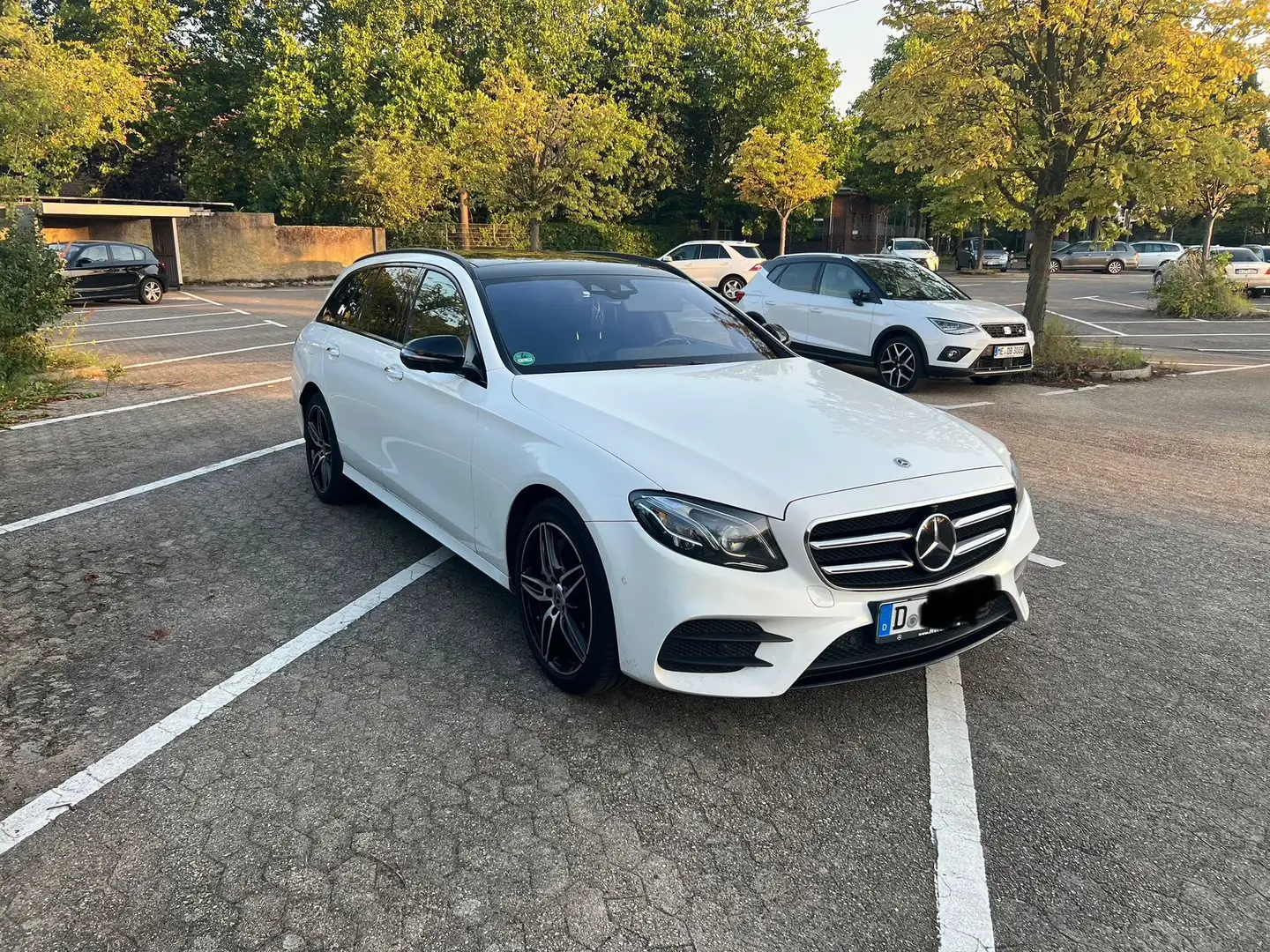 Mercedes-Benz E 400 E-Klasse T-Modell Diesel d 4Matic T 9G-TRONIC Wit - 1