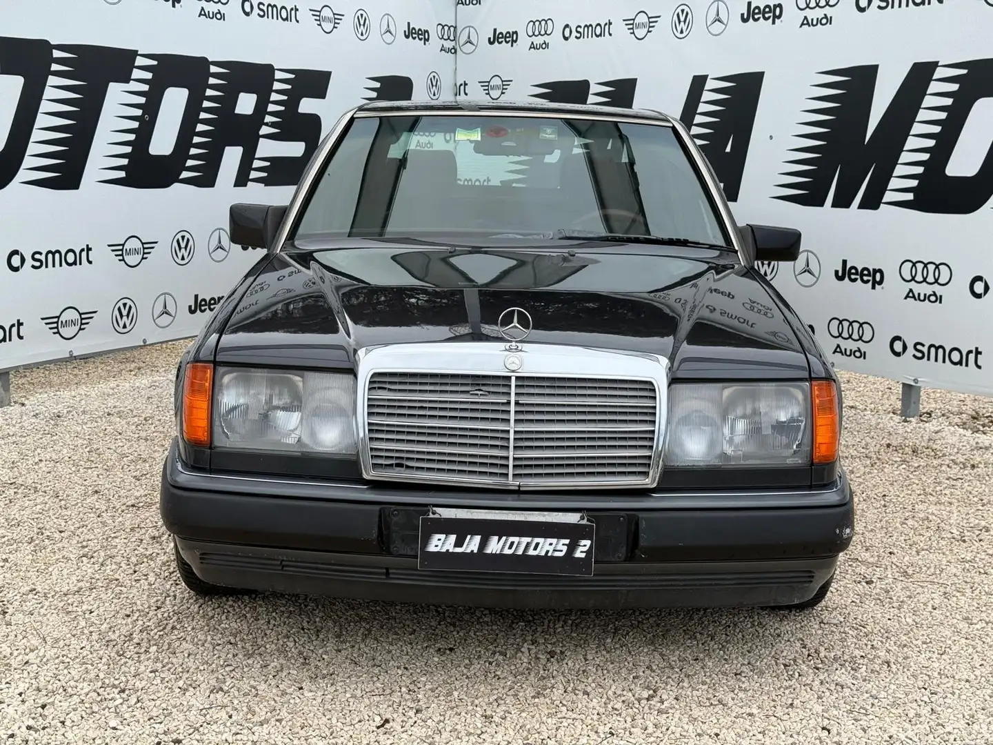 Mercedes-Benz E 200 GPL ISCRITTA ASI Nero - 2