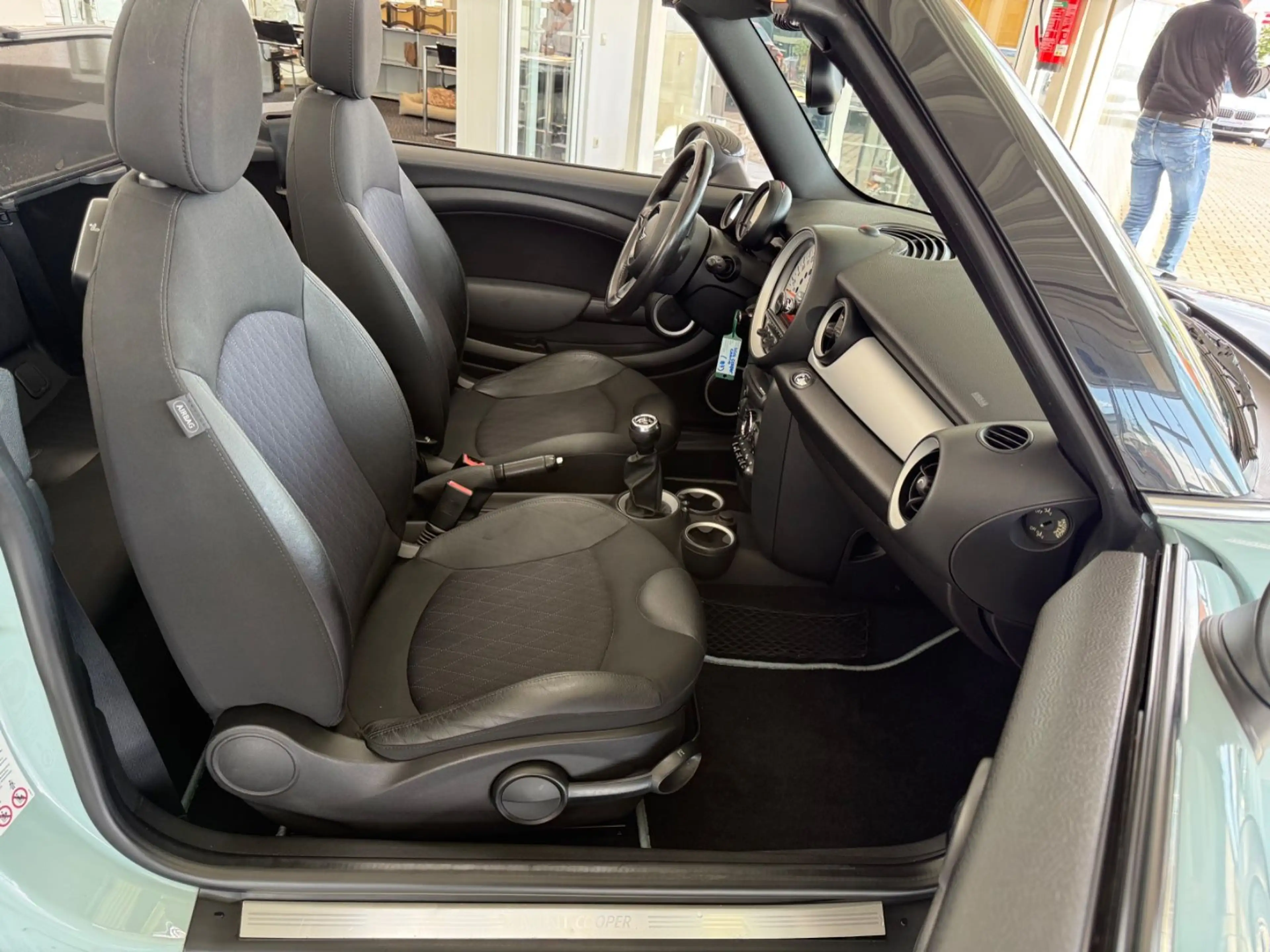 MINI Cooper Cabrio SHZ/PDC/KLIMA/TEMPOMAT — photo 10