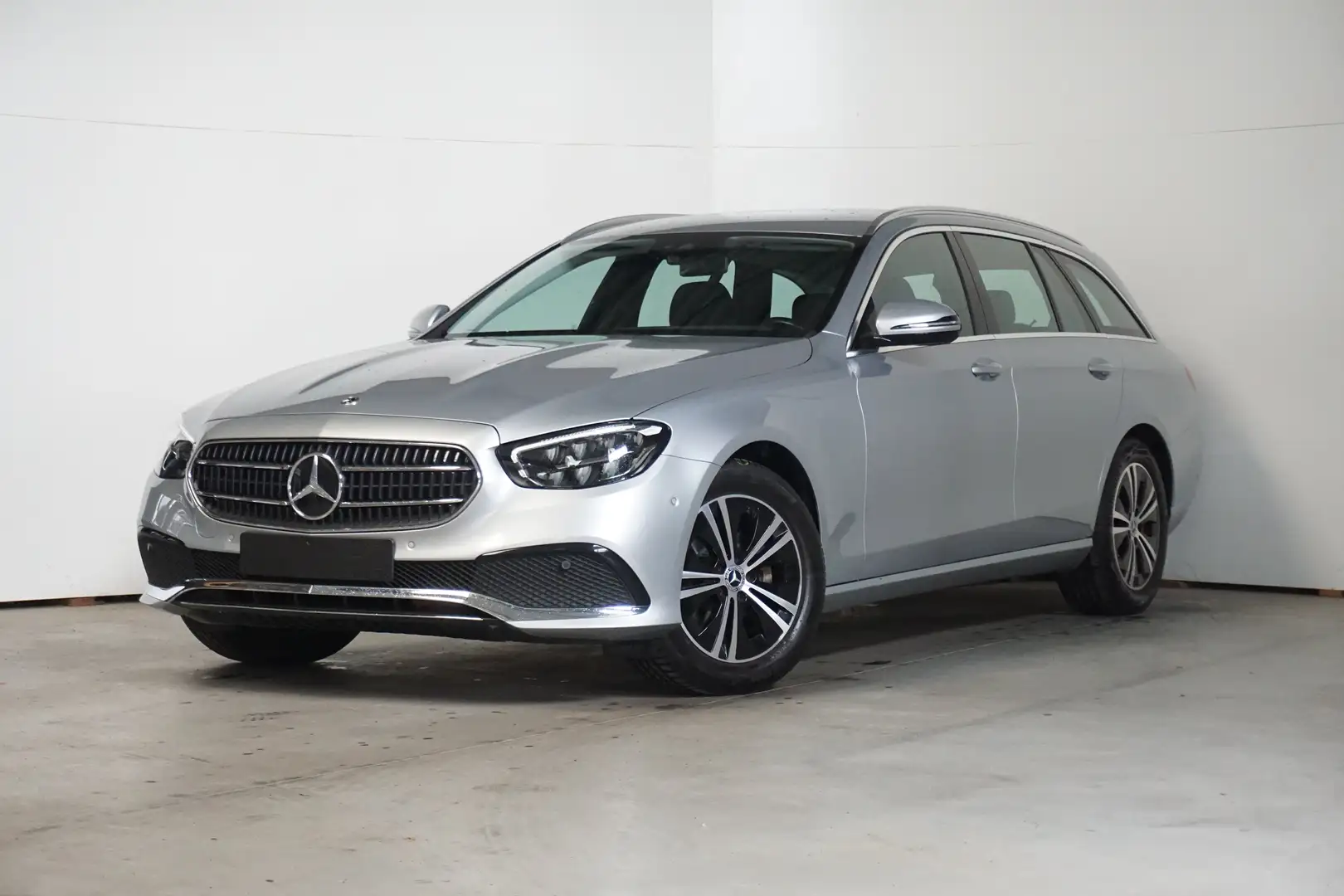 Mercedes-Benz E 220 break-d Срібний - 1