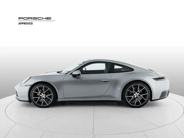 Porsche 992 view 2