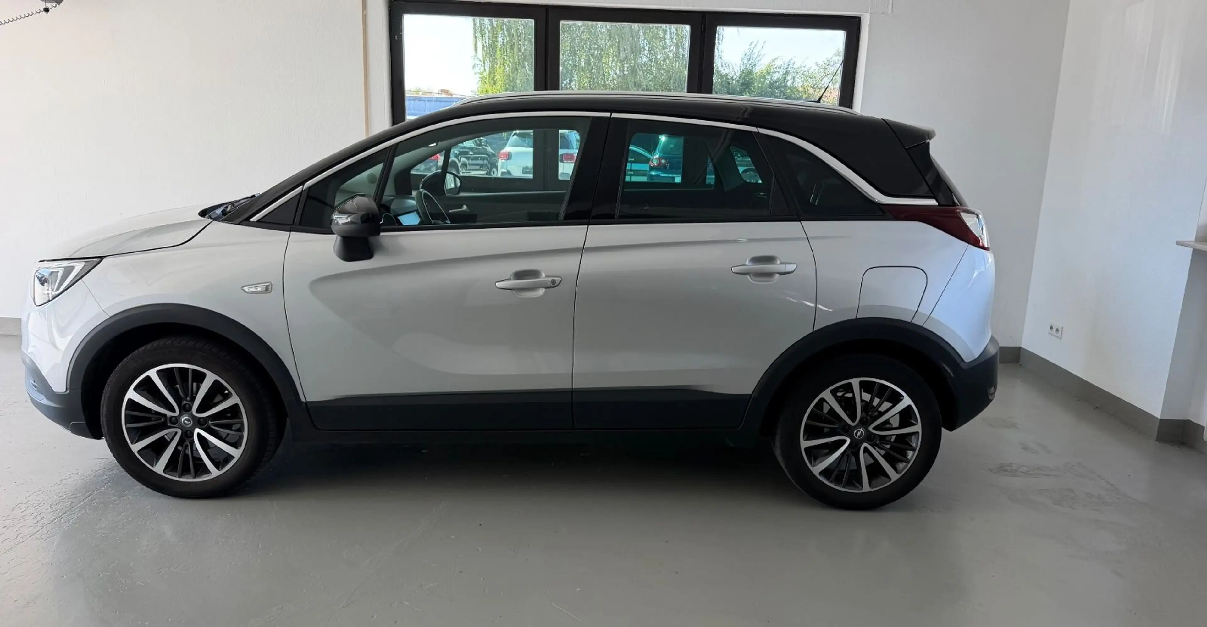 Opel Crossland X Innovation Navi LED Kamera — photo 4