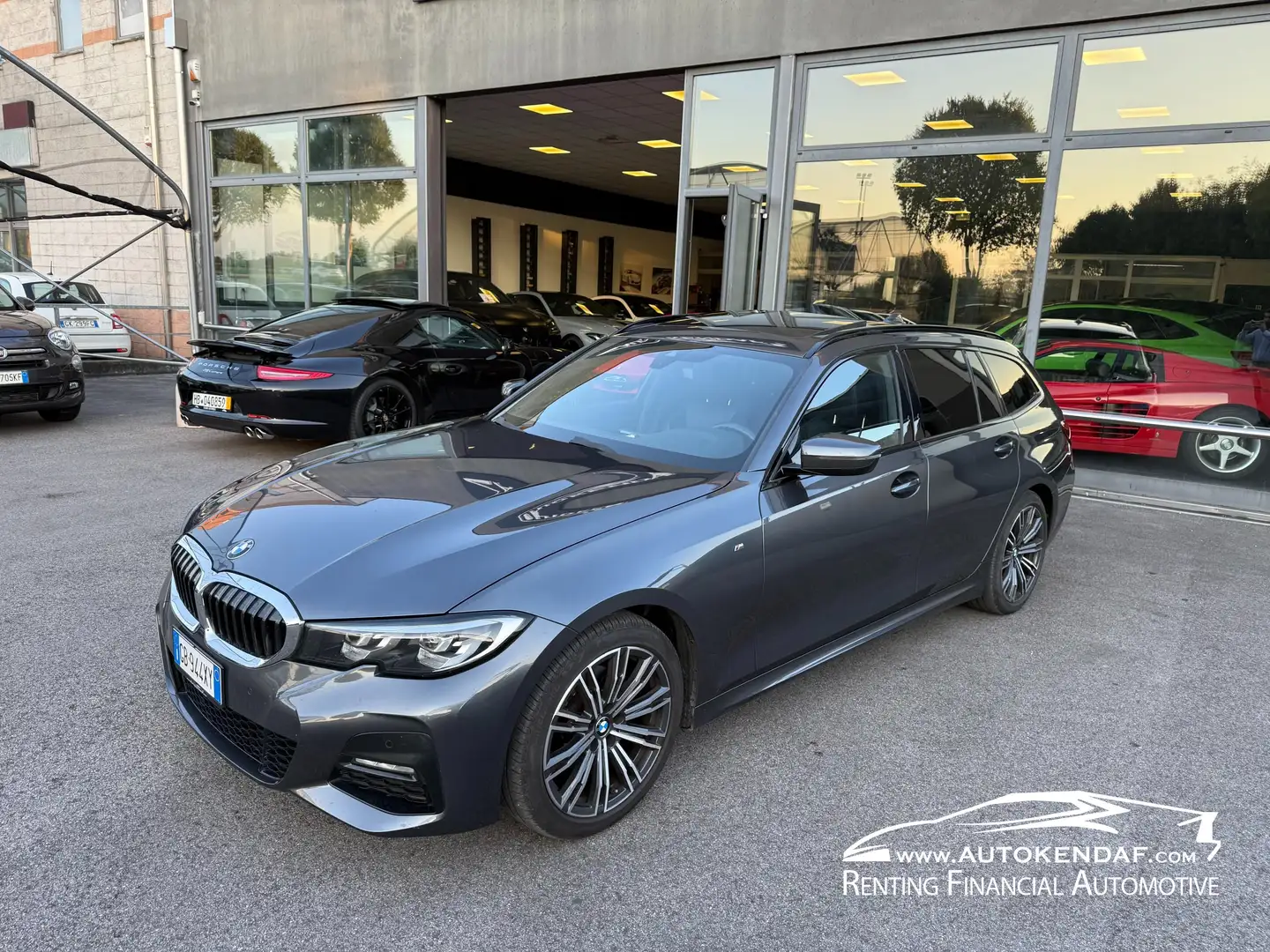 BMW 320 320d Touring xdrive Msport auto Oranje - 1