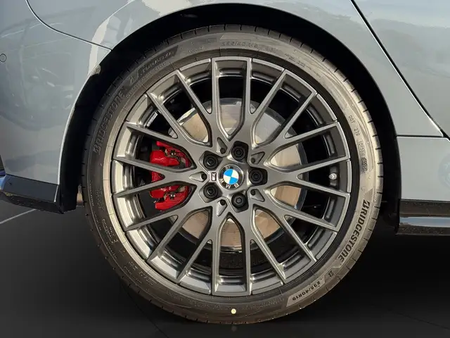 BMW 1 Series view 12