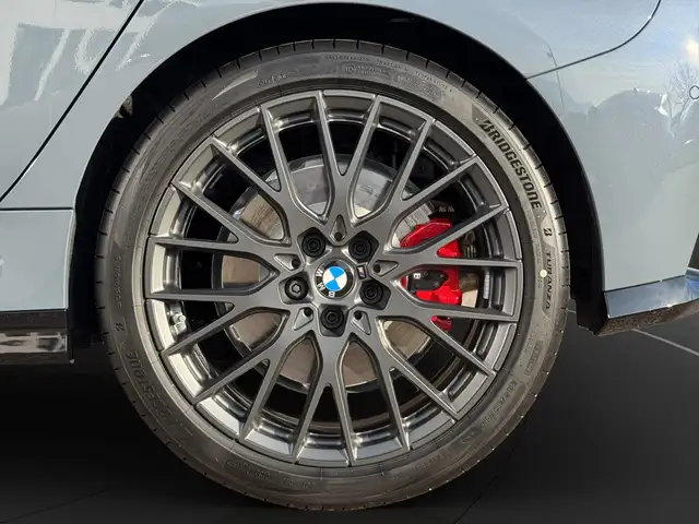 BMW 1 Series view 11