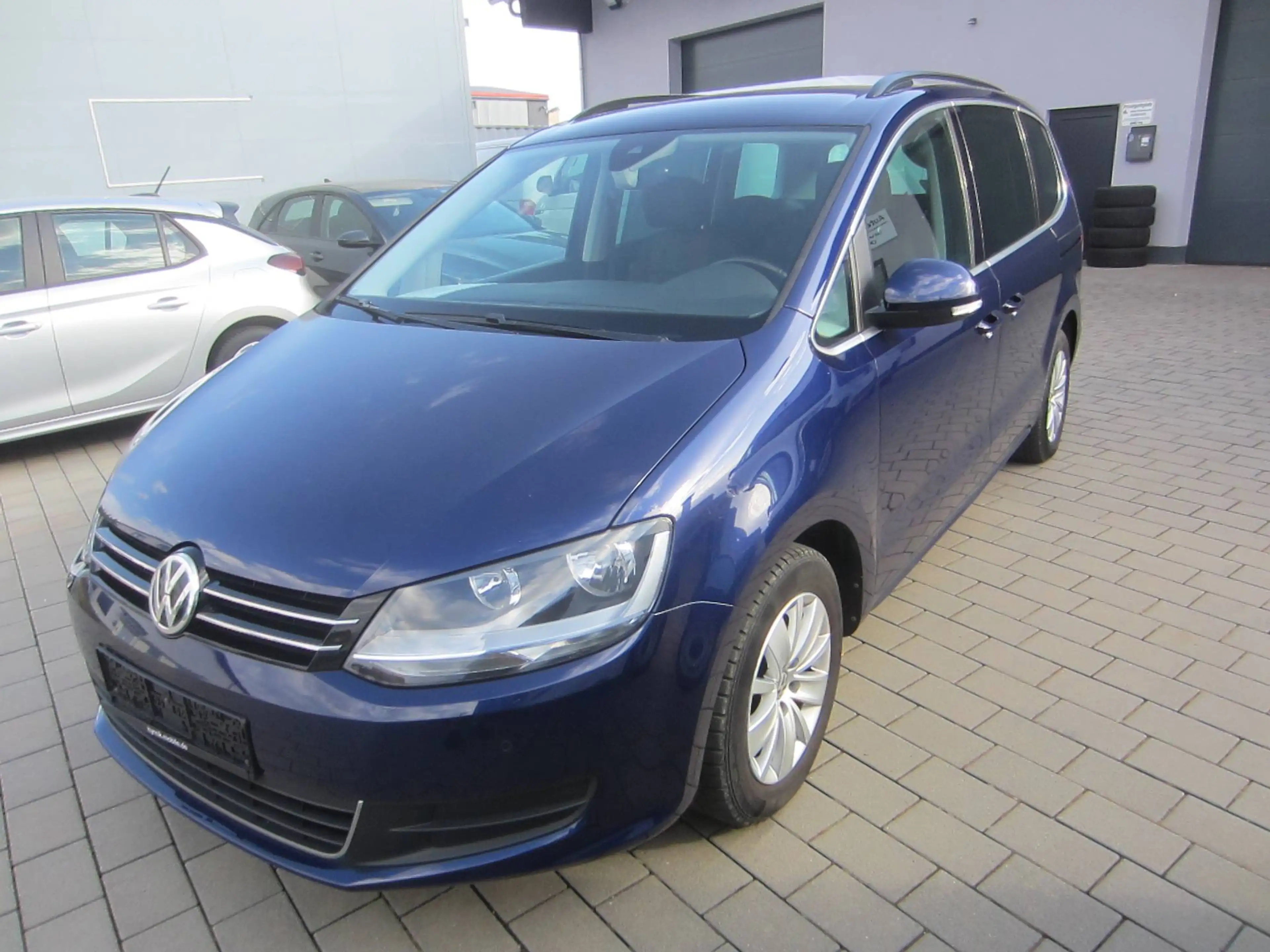 Volkswagen Sharan Comfortline 7Sitz,Kamera,Navi — photo 3