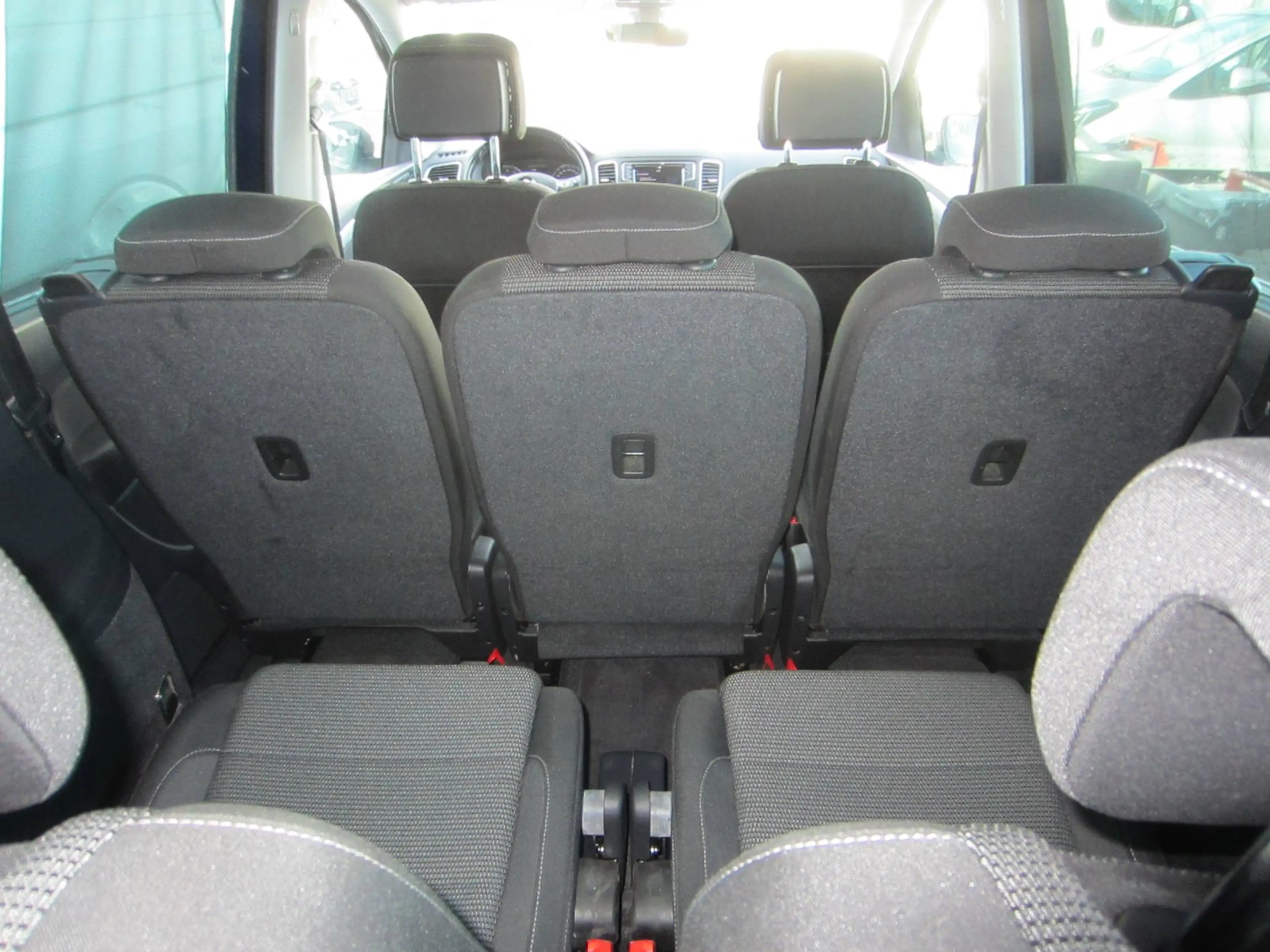 Volkswagen Sharan Comfortline 7Sitz,Kamera,Navi — photo 10