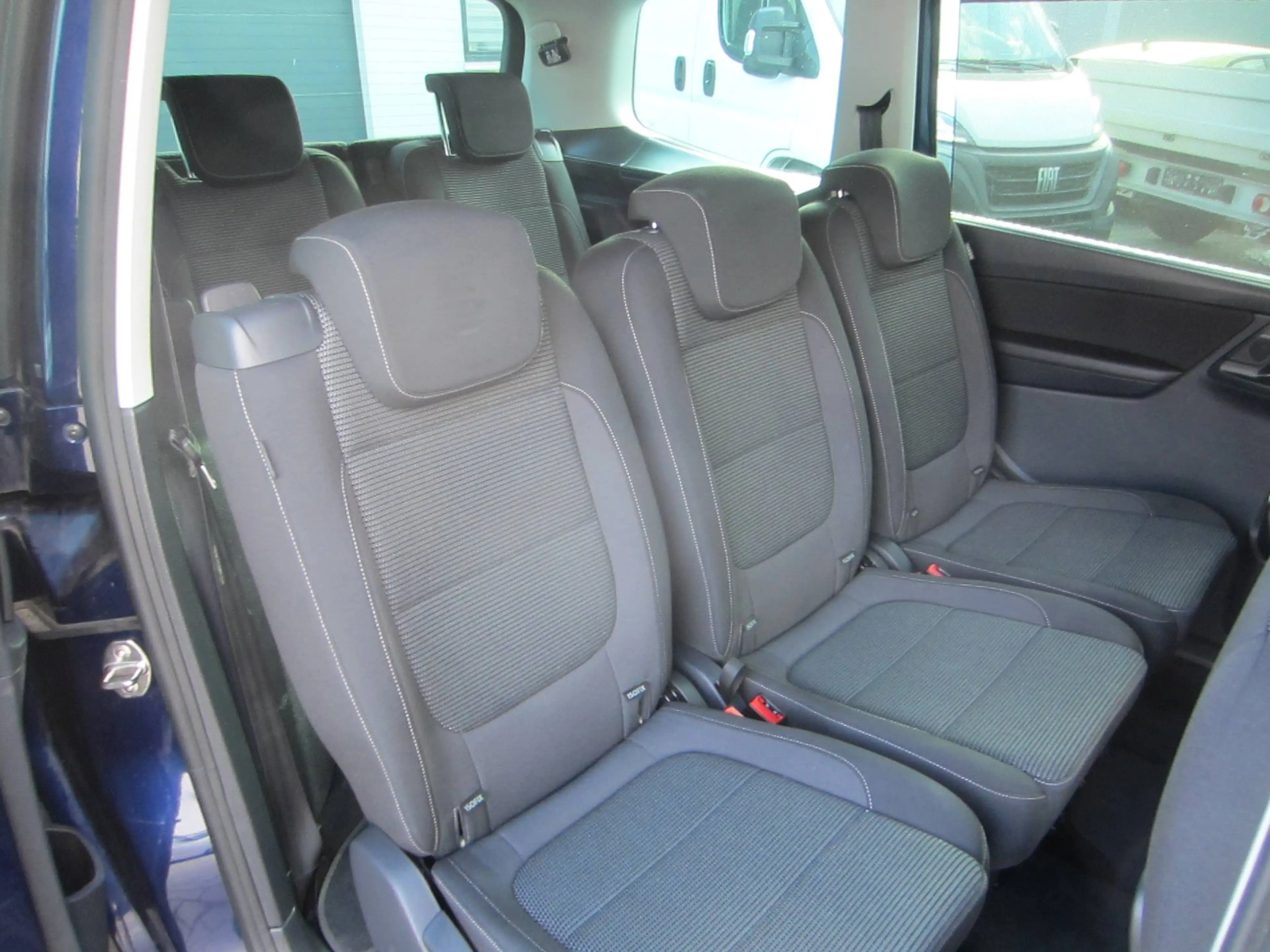 Volkswagen Sharan Comfortline 7Sitz,Kamera,Navi — photo 17