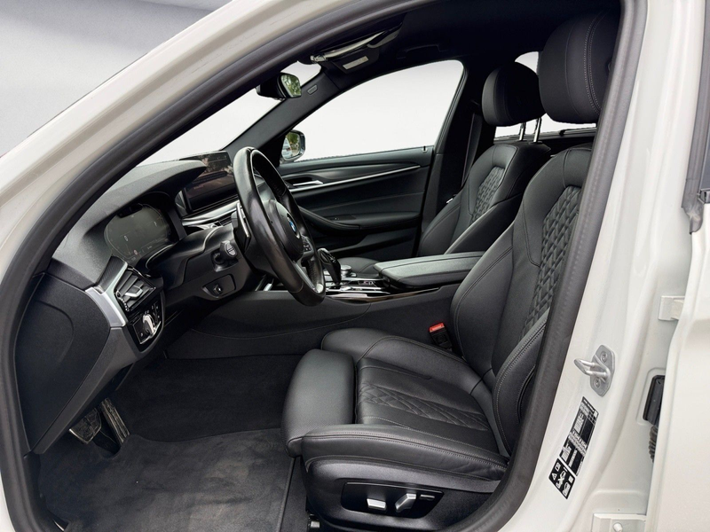 BMW 540 d xDrive Touring M Sportpaket Innovationsp. — photo 8