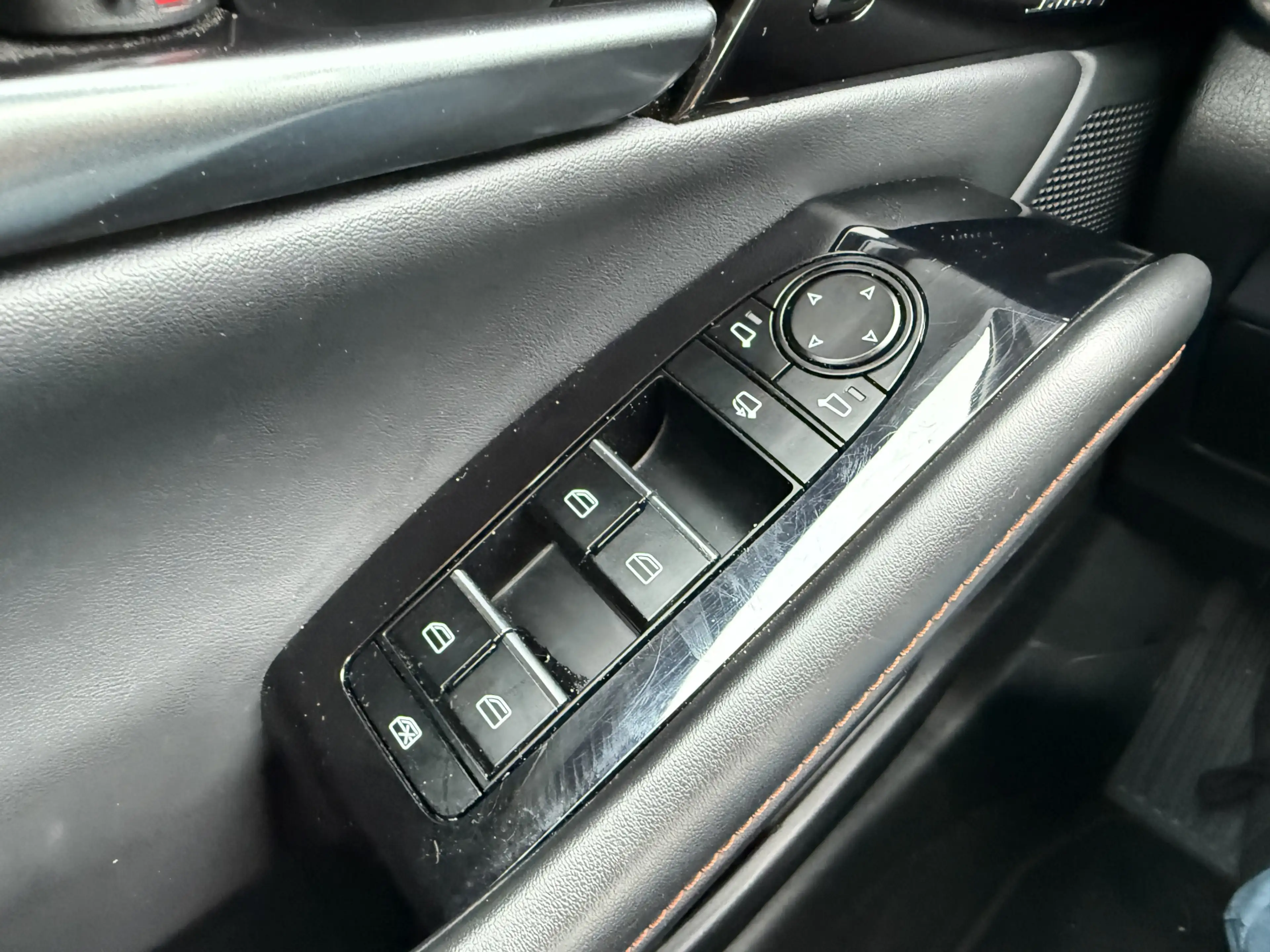 Mazda CX-30 2.0 e-SkyActiv-G M Hybrid Nagisa — photo 23