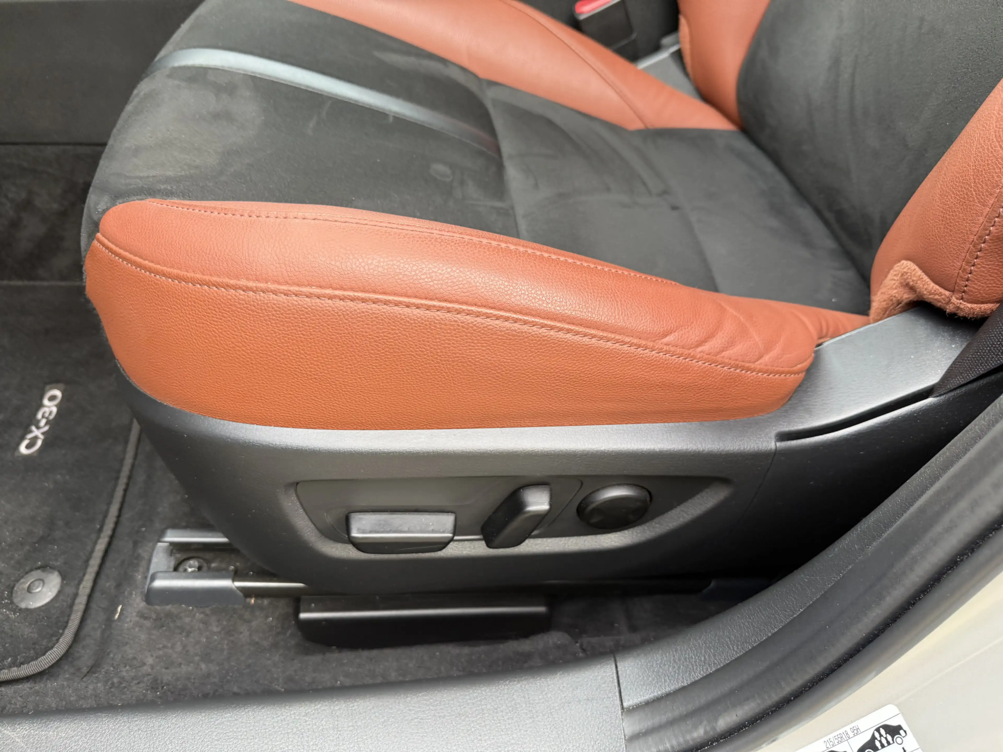 Mazda CX-30 2.0 e-SkyActiv-G M Hybrid Nagisa — photo 20