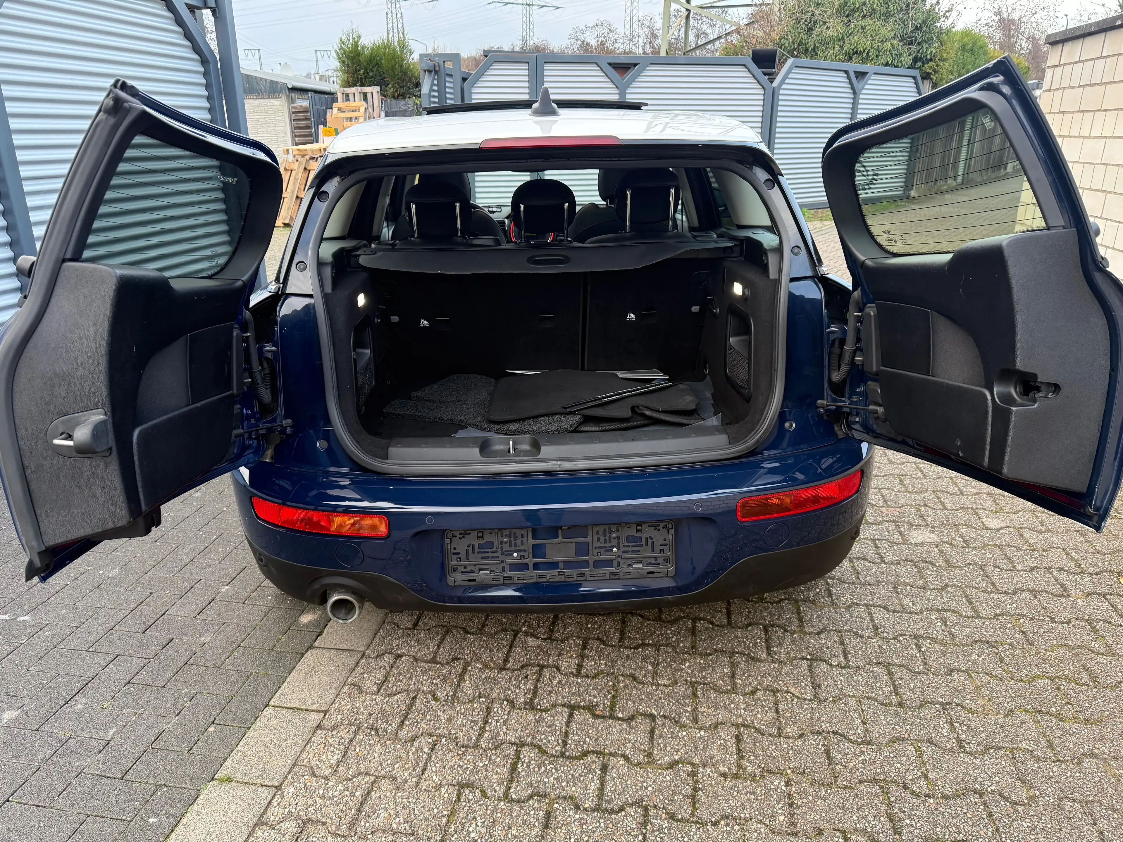 MINI Cooper D Clubman Cooper D*pano*KeylesÜAut*Xenon*Leder*Kamera — photo 9