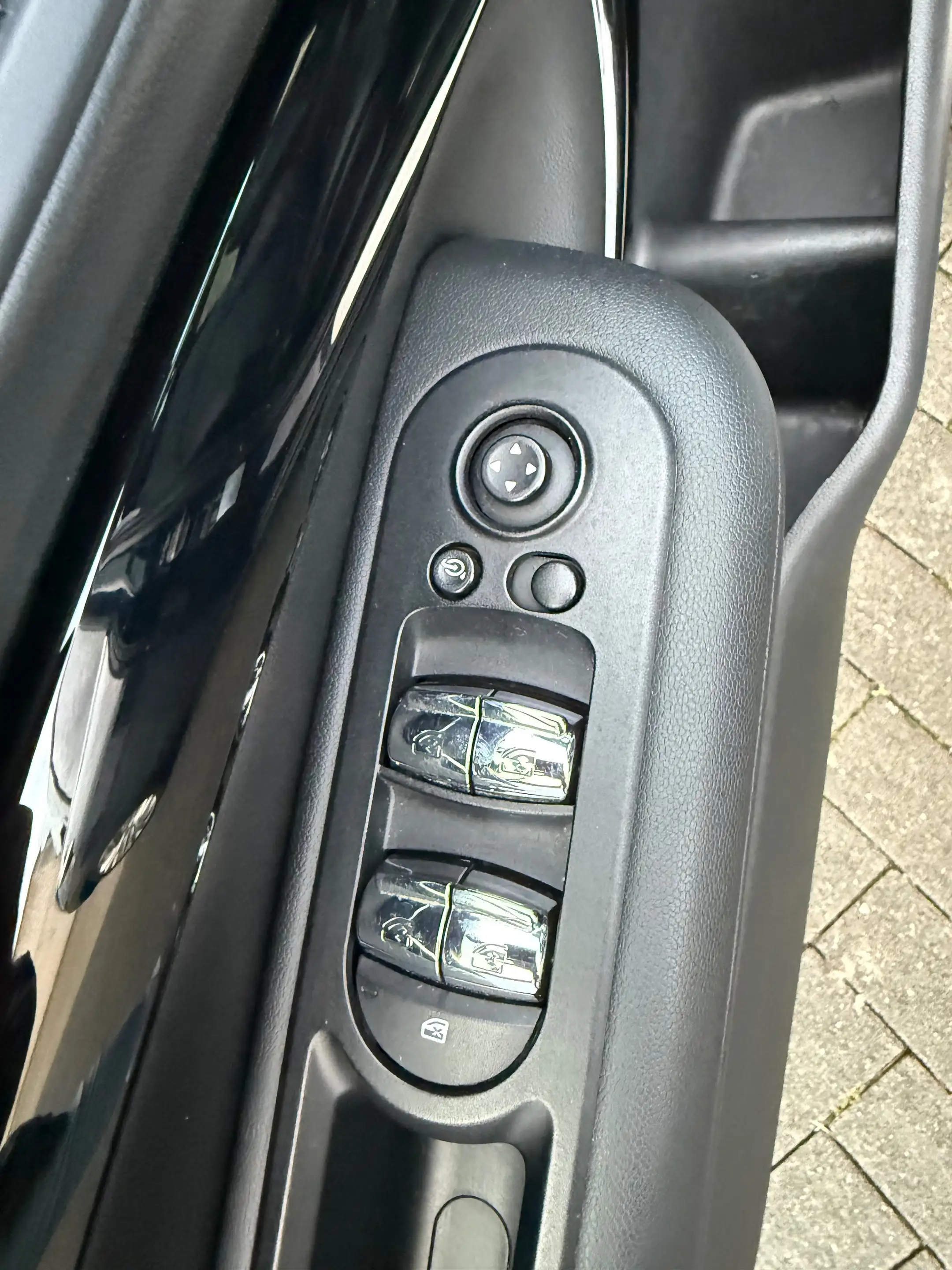 MINI Cooper D Clubman Cooper D*pano*KeylesÜAut*Xenon*Leder*Kamera — photo 14