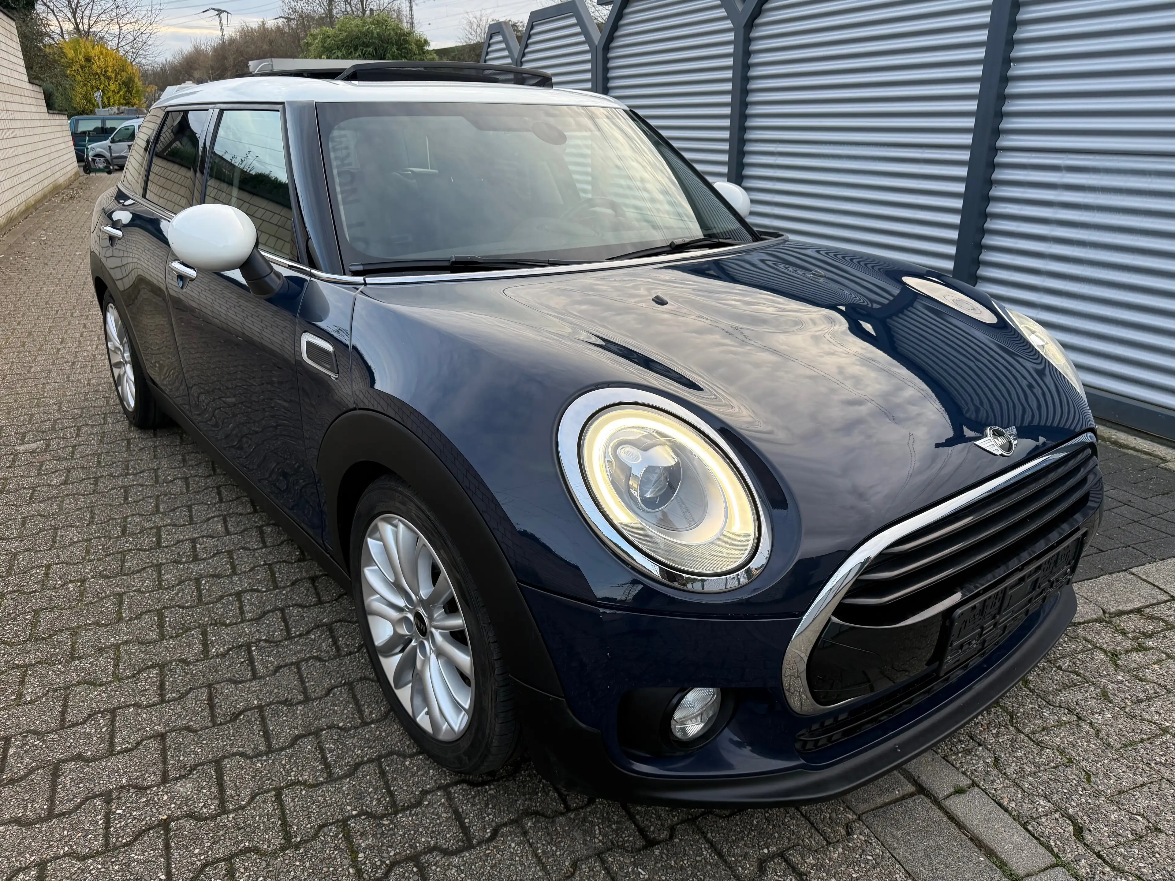 MINI Cooper D Clubman Cooper D*pano*KeylesÜAut*Xenon*Leder*Kamera — photo 3