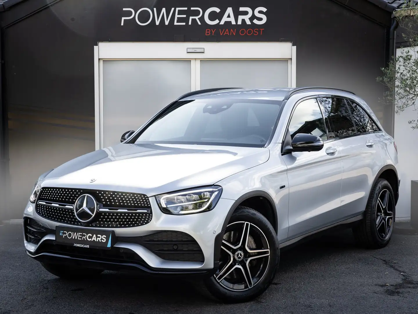 Mercedes-Benz GLC 300 e | AMG Line | 360 | Night | Trekhaak Zilver - 1